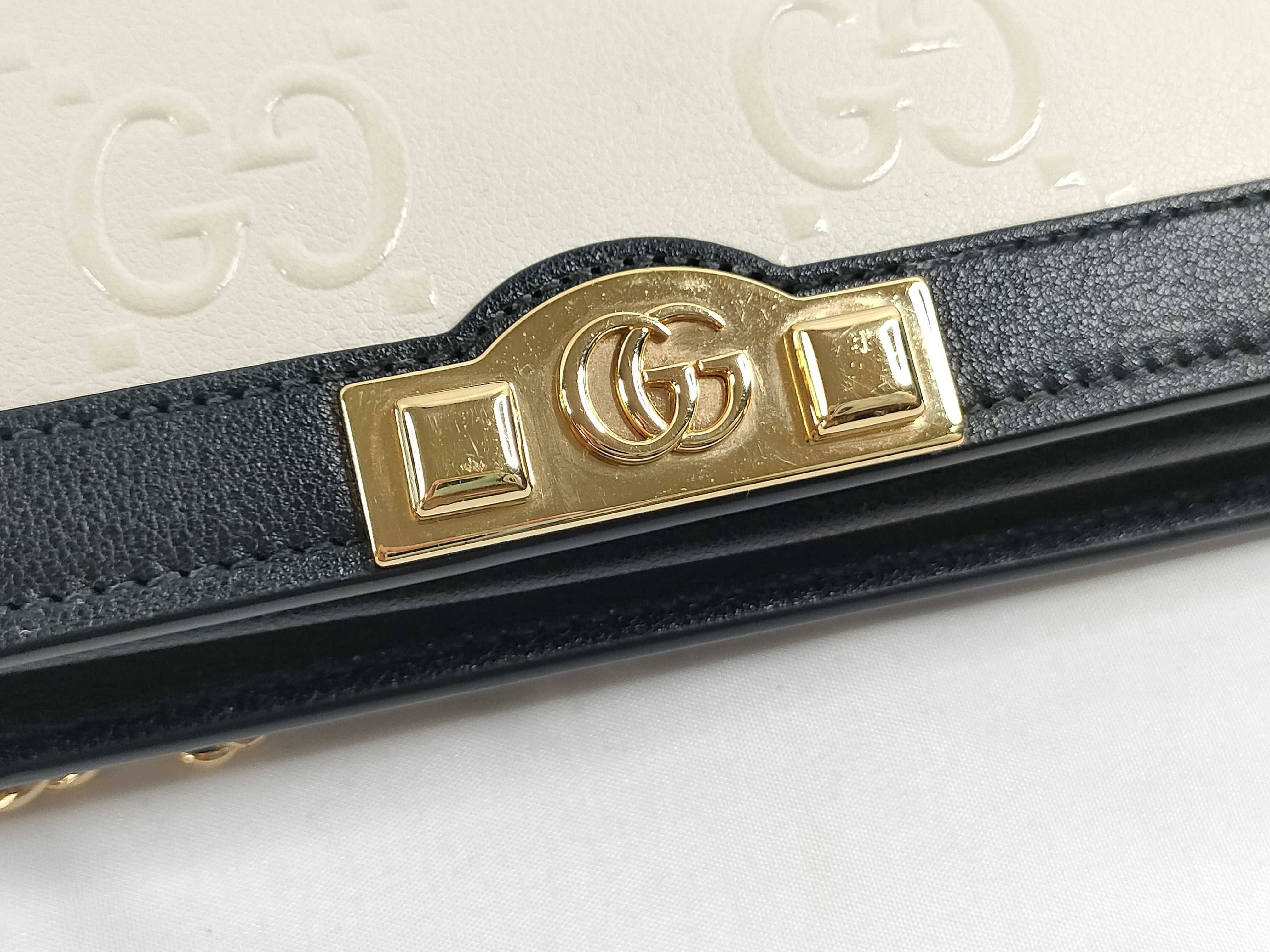 Gucci Chain Shoulder Bag Black X White