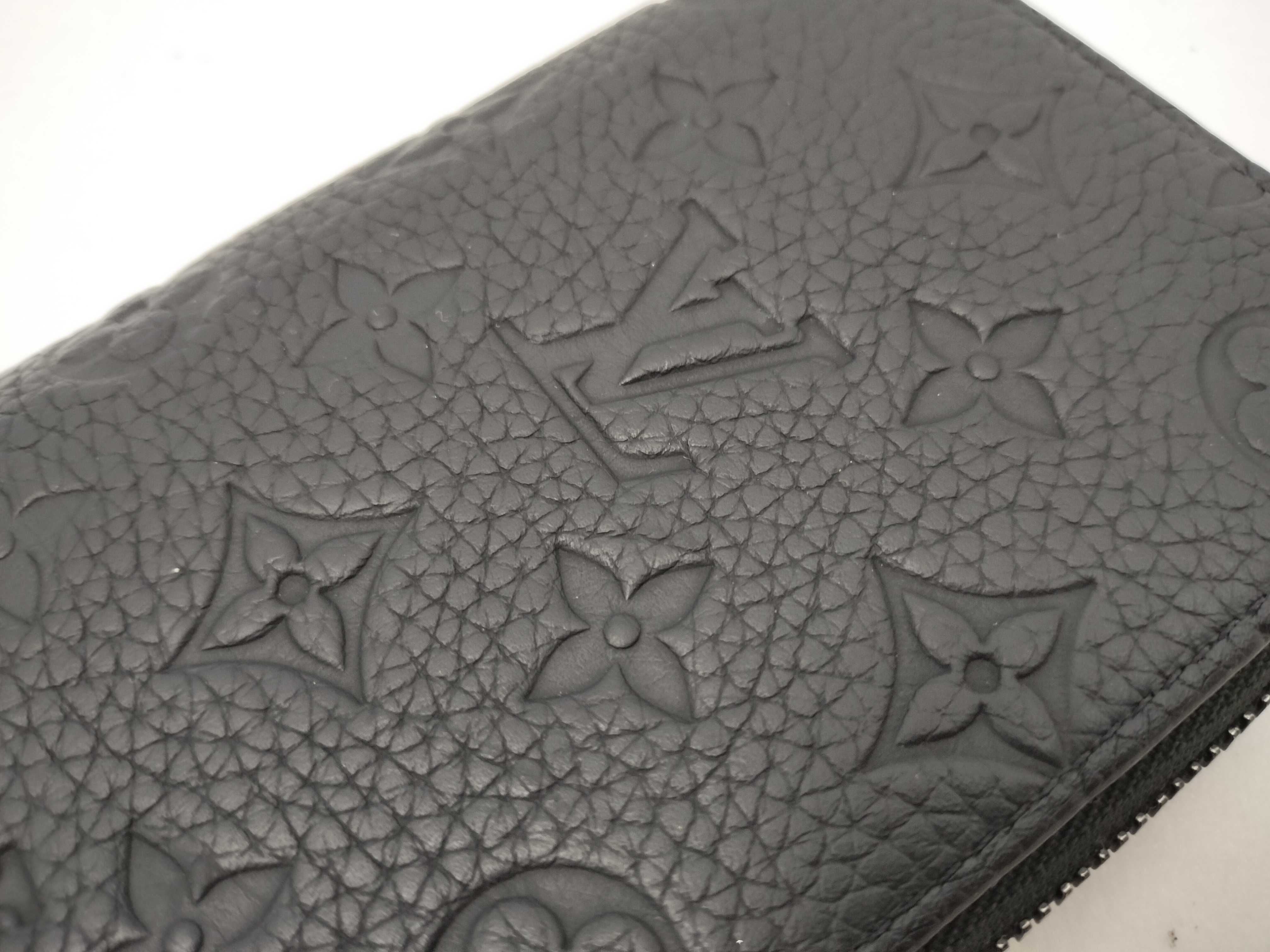 Louis Vuitton Zippy Wallet Taurillon Verticle