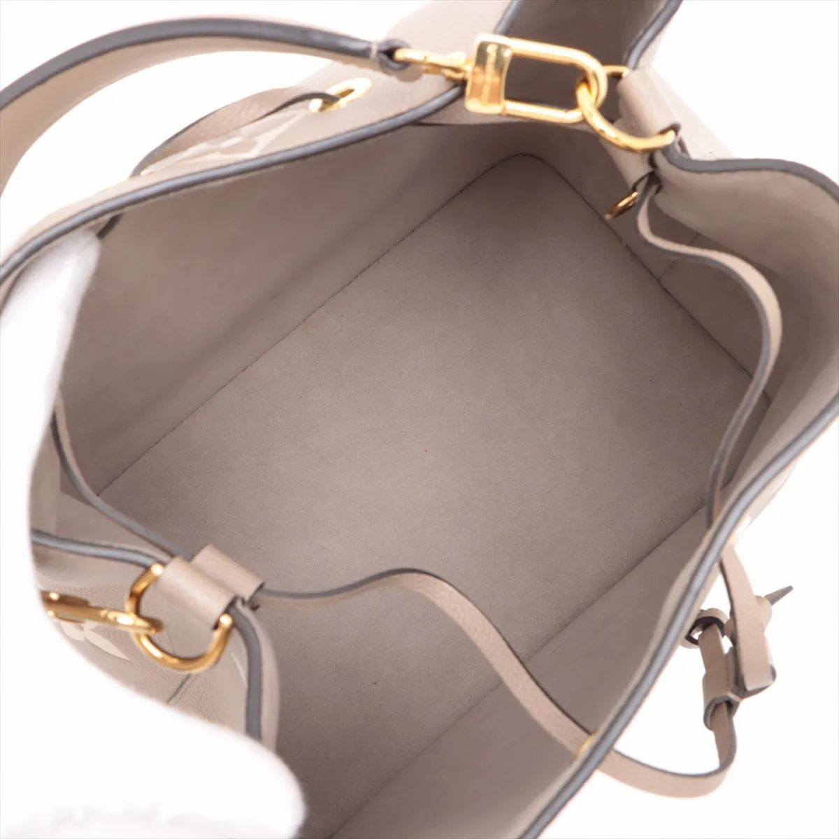Louis Vuitton NeoNoe, Empreinte Monogram Giant Bicolor 109500