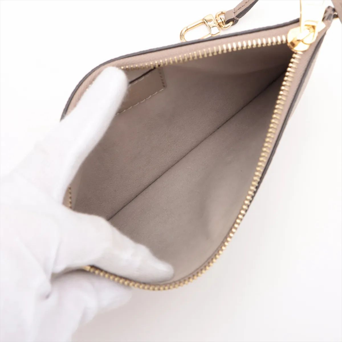 Louis Vuitton NeoNoe, Empreinte Monogram Giant Bicolor 109500