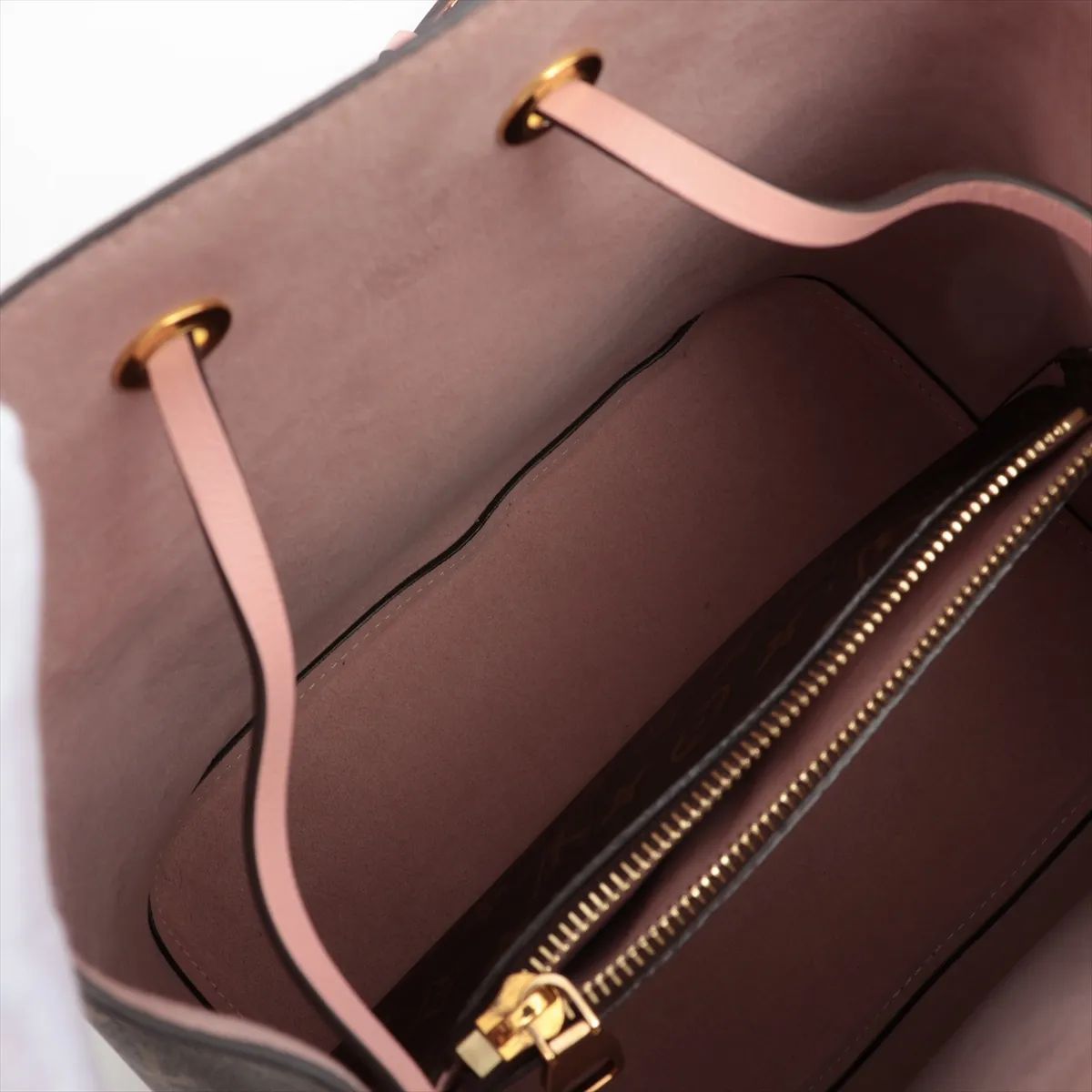 Louis Vuitton NeoNoe, MM Monogram Rose Poudre
