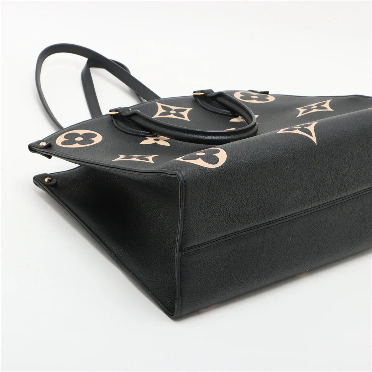 Louis Vuitton OnTheGo MM Bicolor Monogram Empreinte