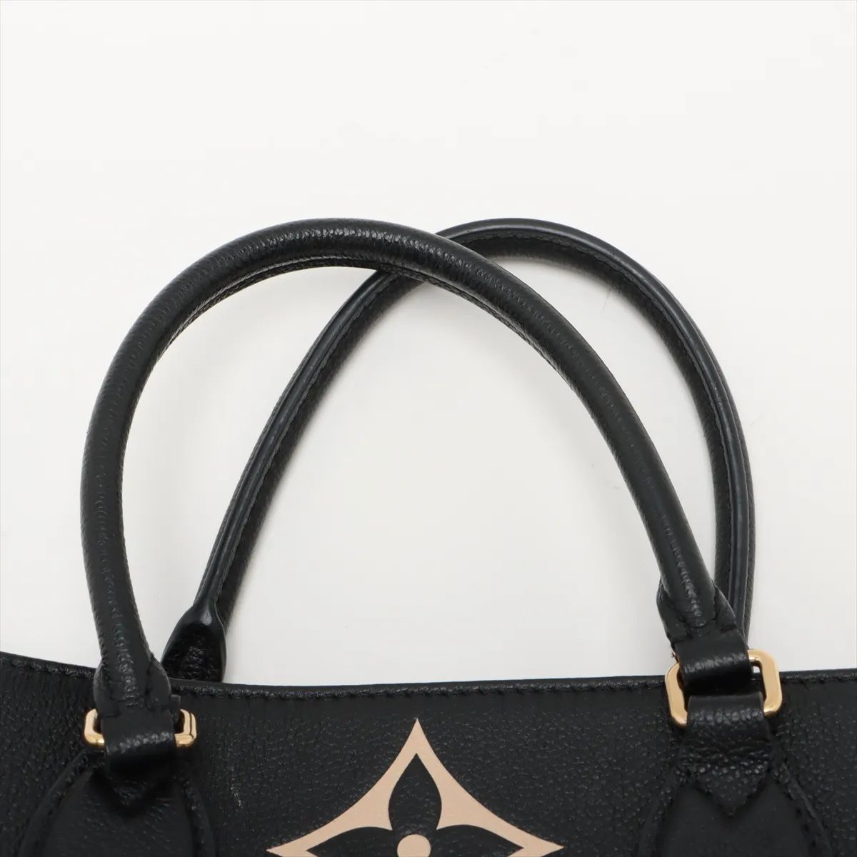 Louis Vuitton OnTheGo MM Bicolor Monogram Empreinte