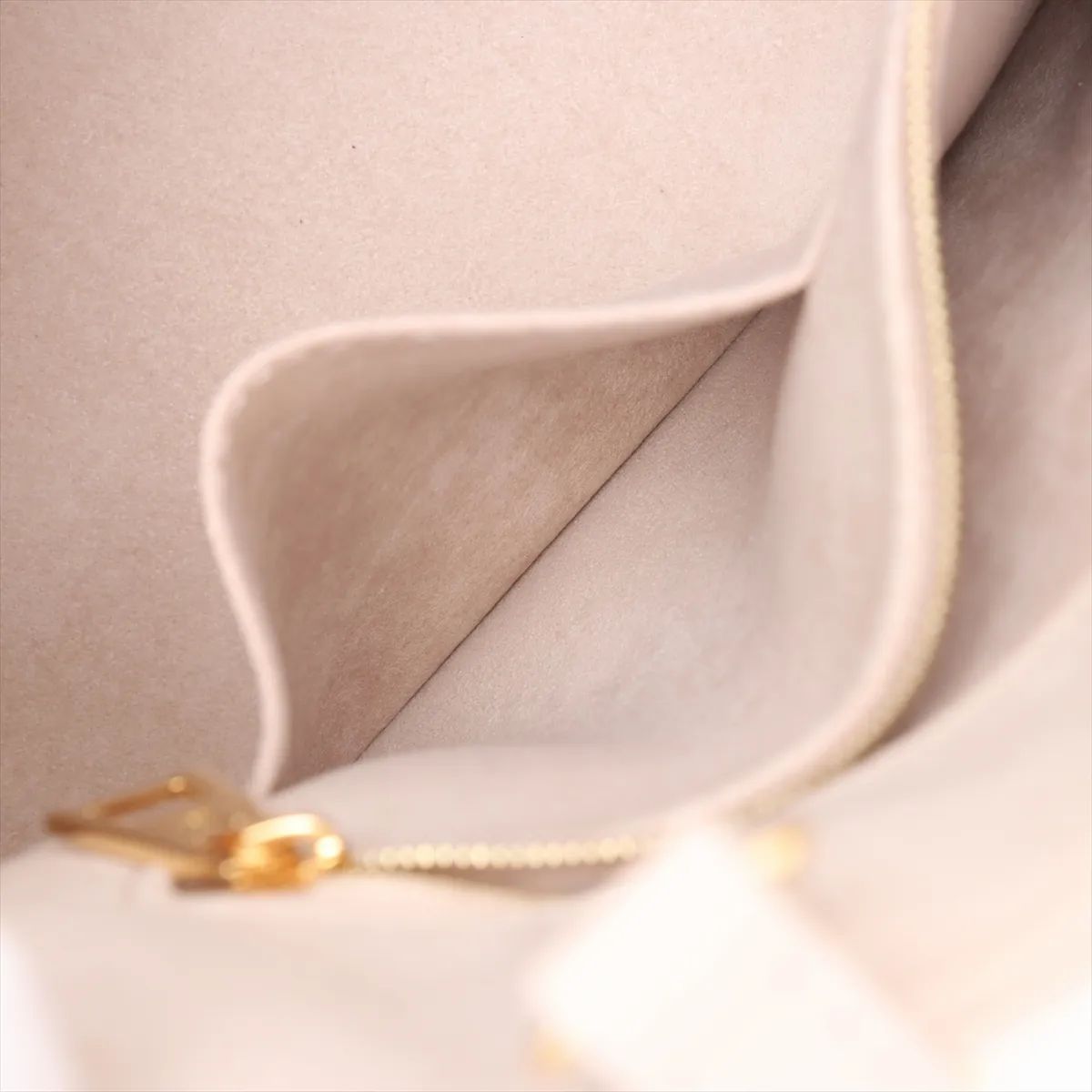 Louis Vuitton OnTheGo MM "Spring in the City" edition