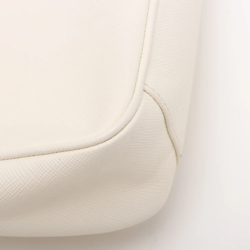 Prada Leather Re-edition 2005 Shoulder Bag Saffiano White