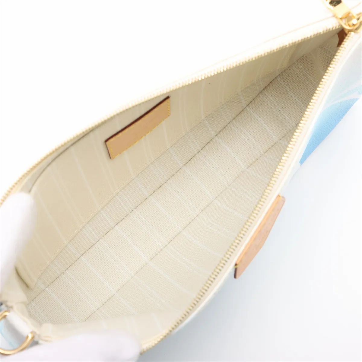 Louis Vuitton Multi Pochette Accessoires, Monogram Giant By The Pool