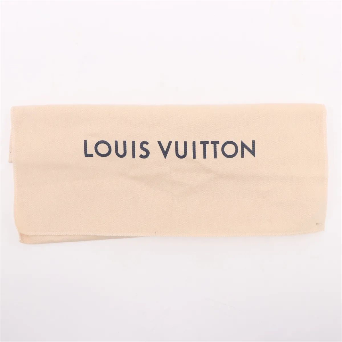 Louis Vuitton OnTheGo OM, Monogram Giant Reverse
