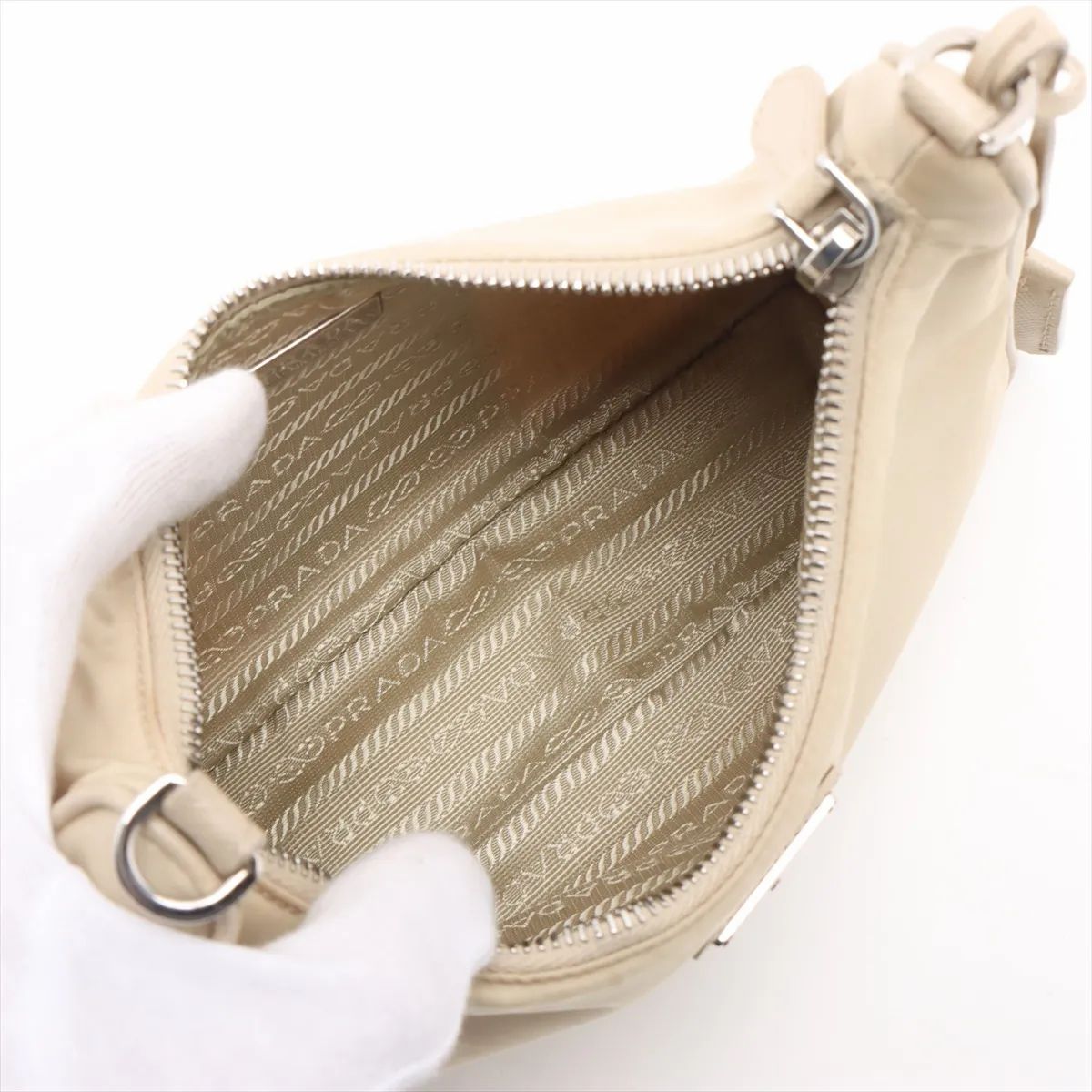 Prada Leather Re-edition 2005 Shoulder Bag Saffiano Beige