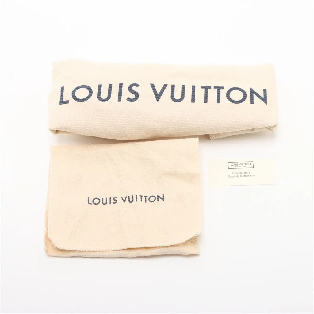 Louis Vuitton Multi Pochette Accessoires, Monogram Giant By The Pool