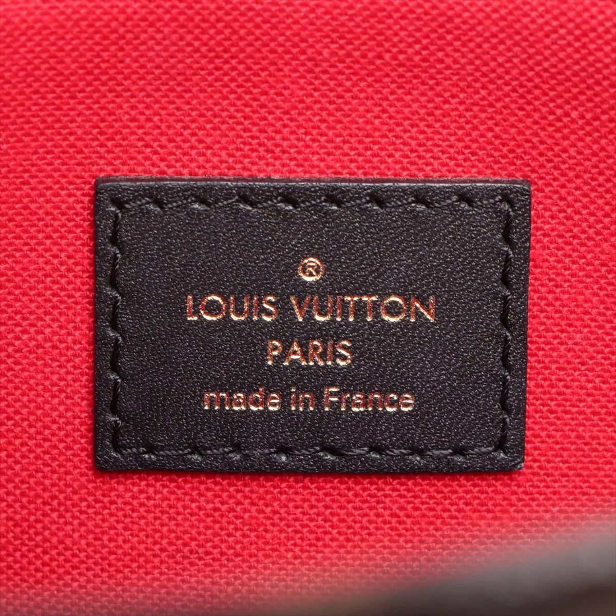 Louis Vuitton OnTheGo OM, Monogram Giant Reverse
