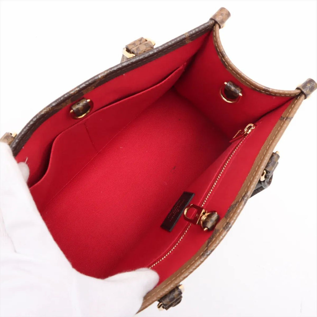 Louis Vuitton OnTheGo OM, Monogram Giant Reverse