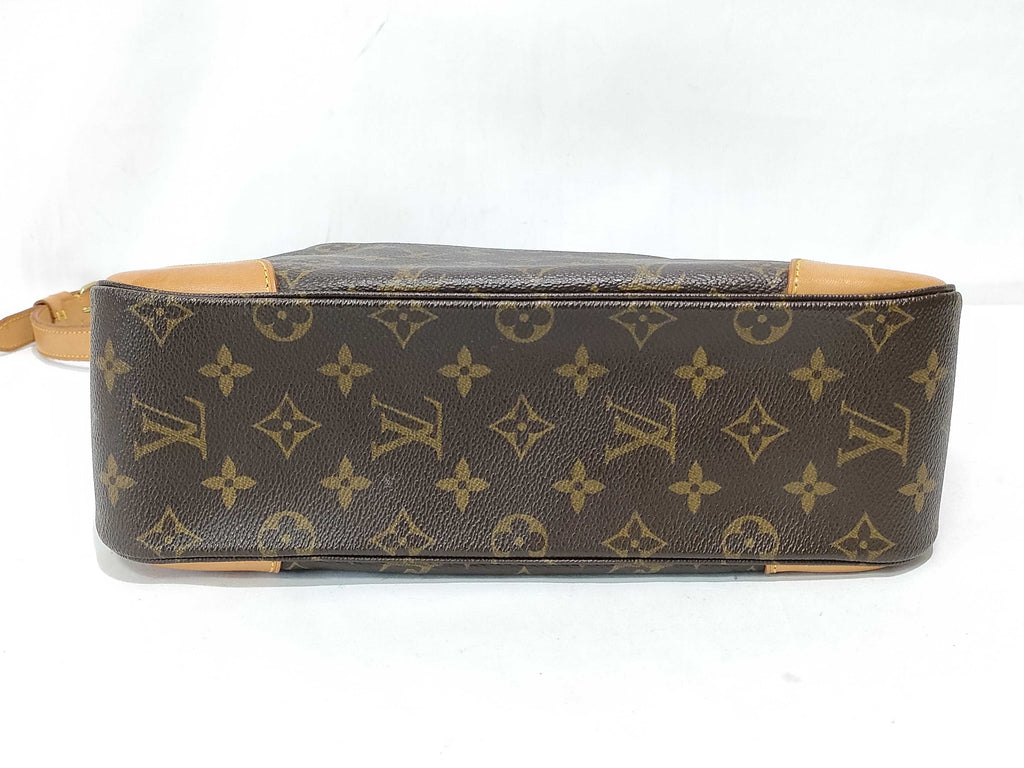 Louis Vuitton Boulogne 30, Monogram