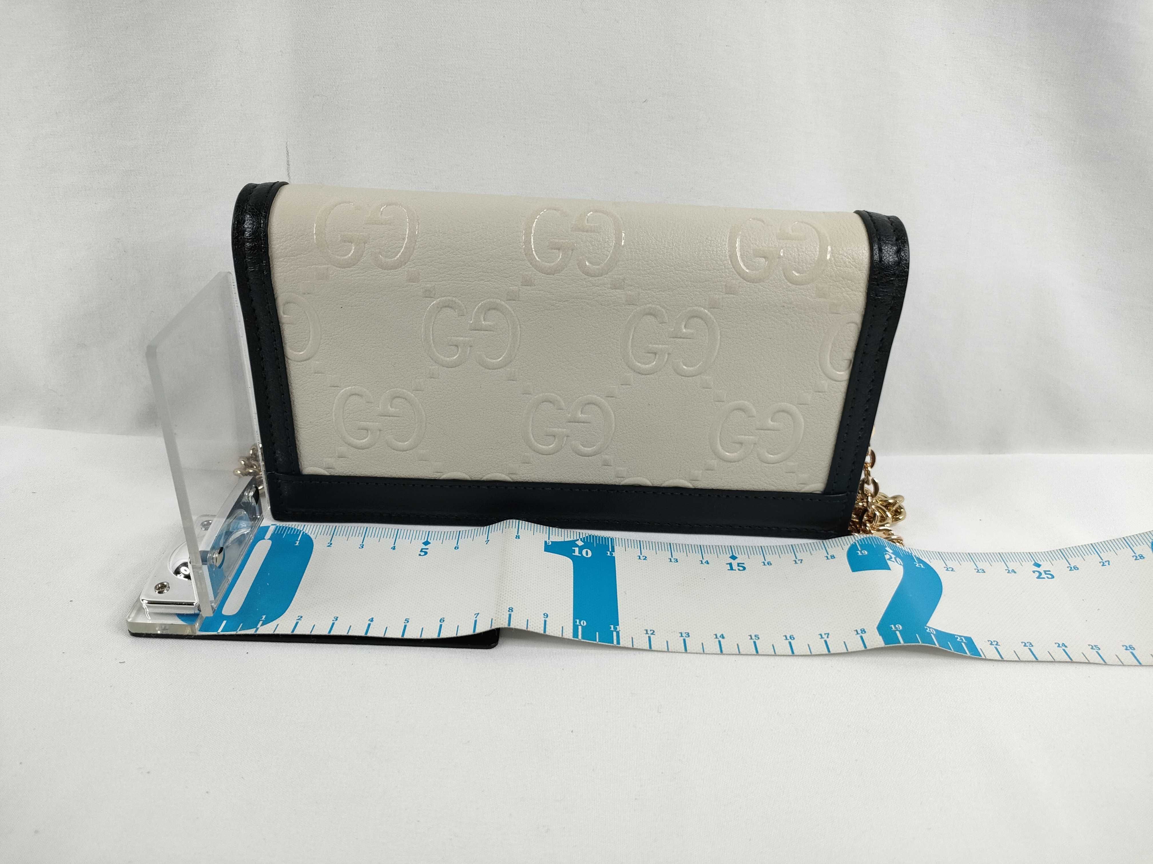 Gucci Chain Shoulder Bag Black X White