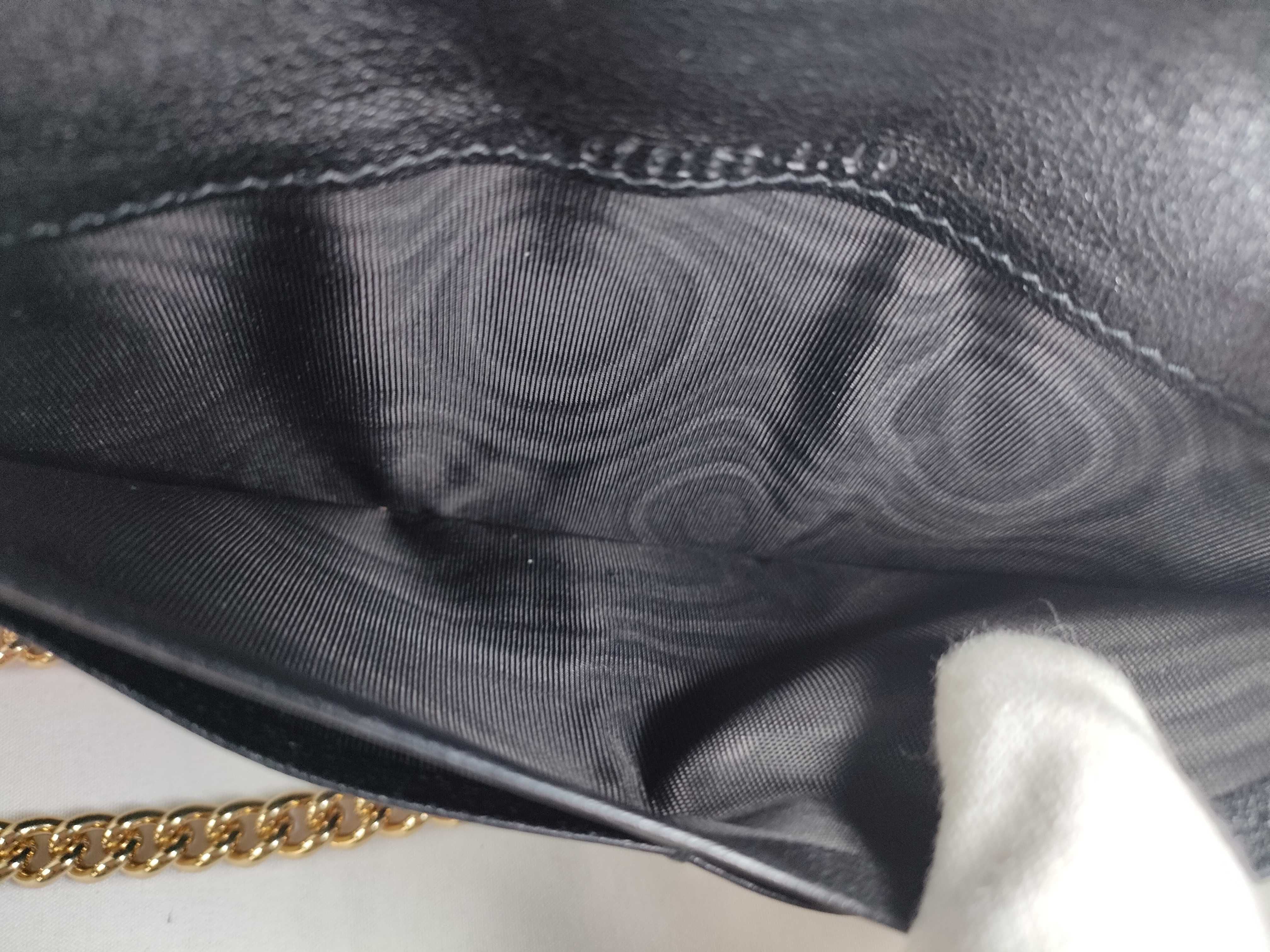 Gucci Chain Shoulder Bag Black X White