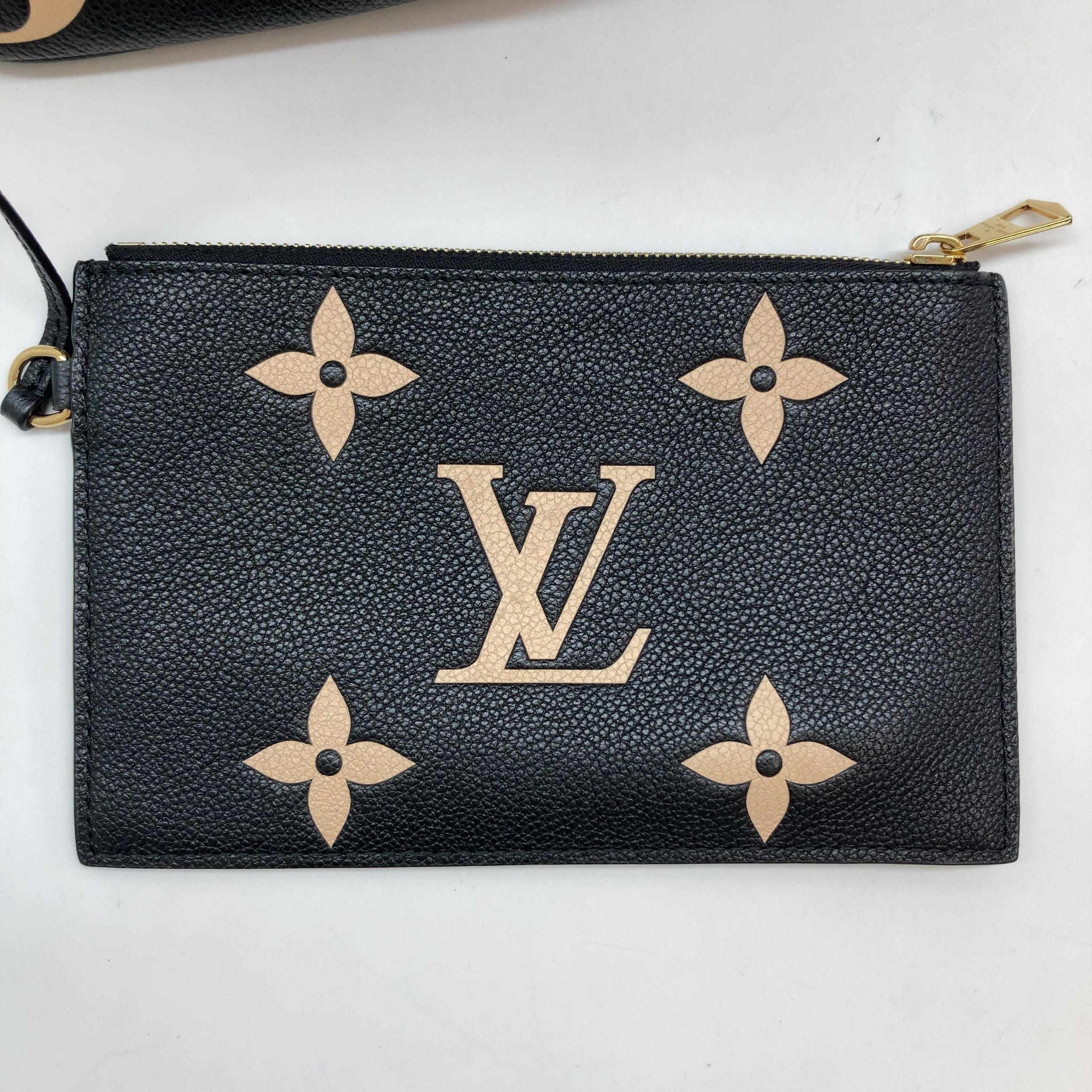 Louis Vuitton NeoNoe, Empreinte Monogram Giant Bicolor Anplant Calf Leather