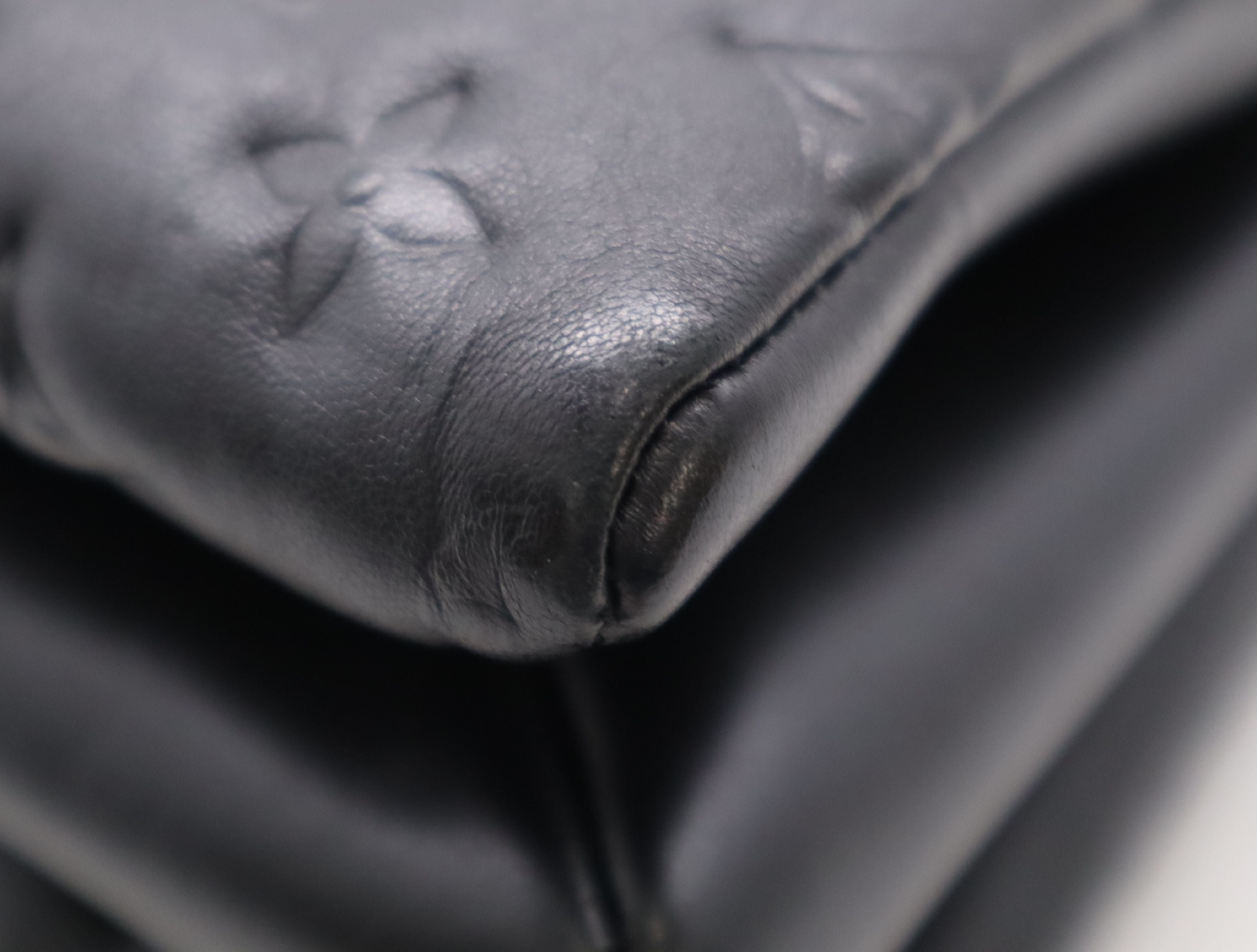 Louis Vuitton Coussin NM PM, Embossed Monogram Black m21260