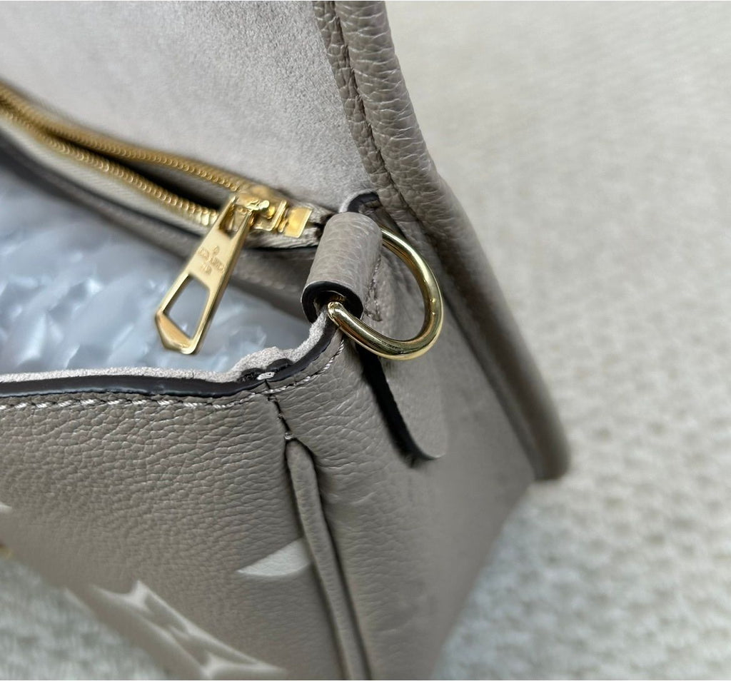Louis Vuitton Diane Empreinte Giant Bicolor
