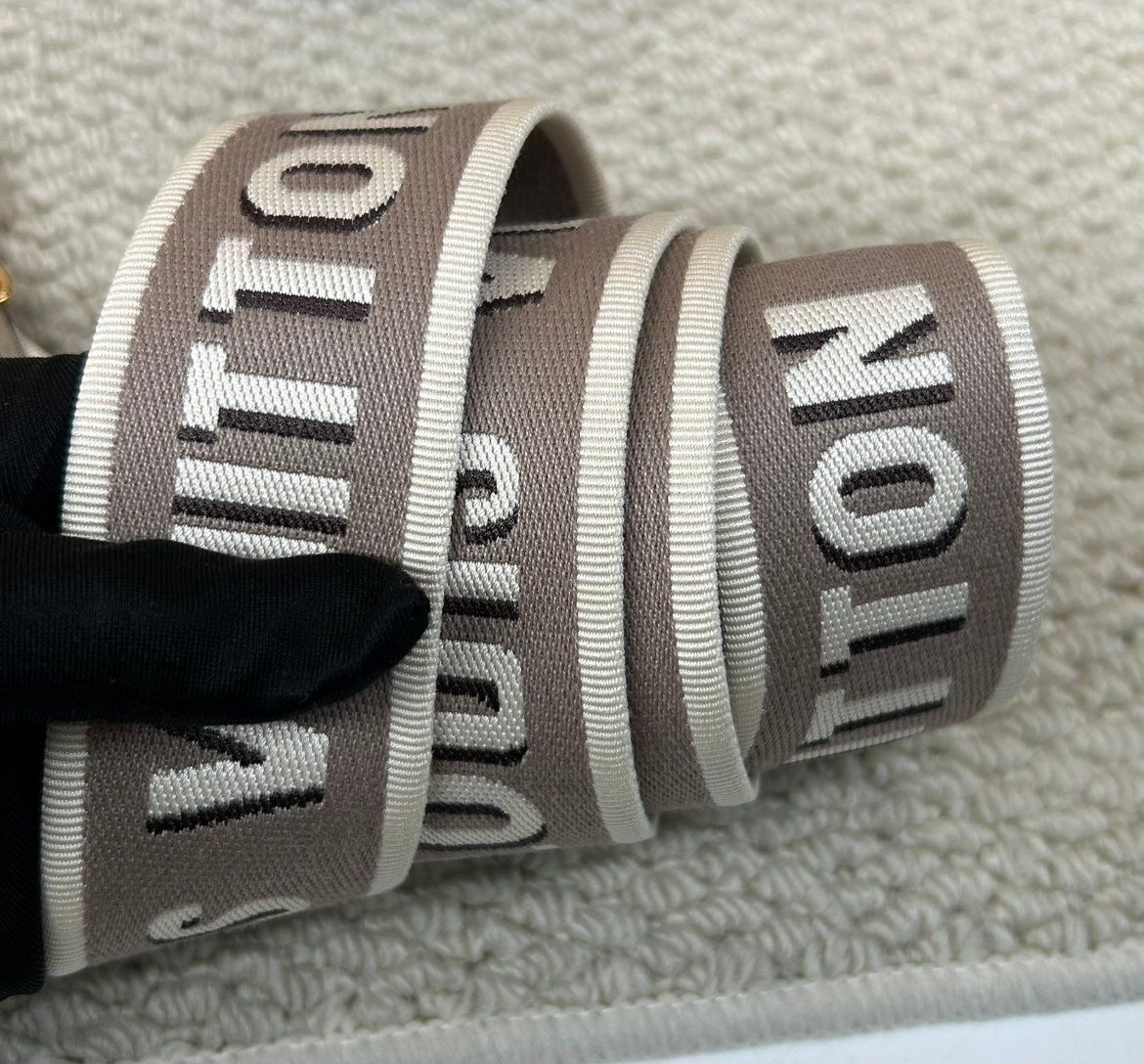 Louis Vuitton Diane Empreinte Giant Bicolor