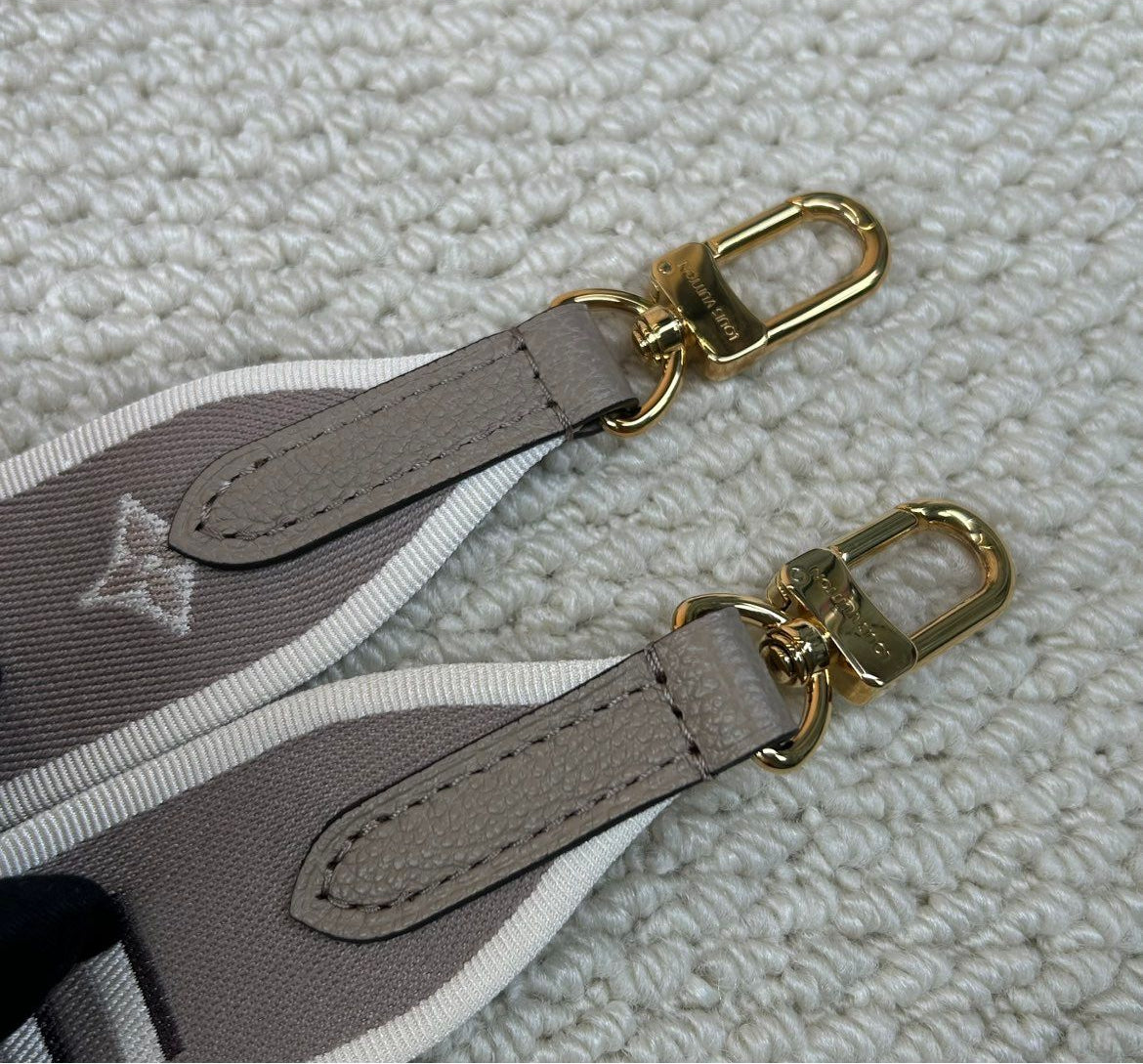 Louis Vuitton Diane Empreinte Giant Bicolor
