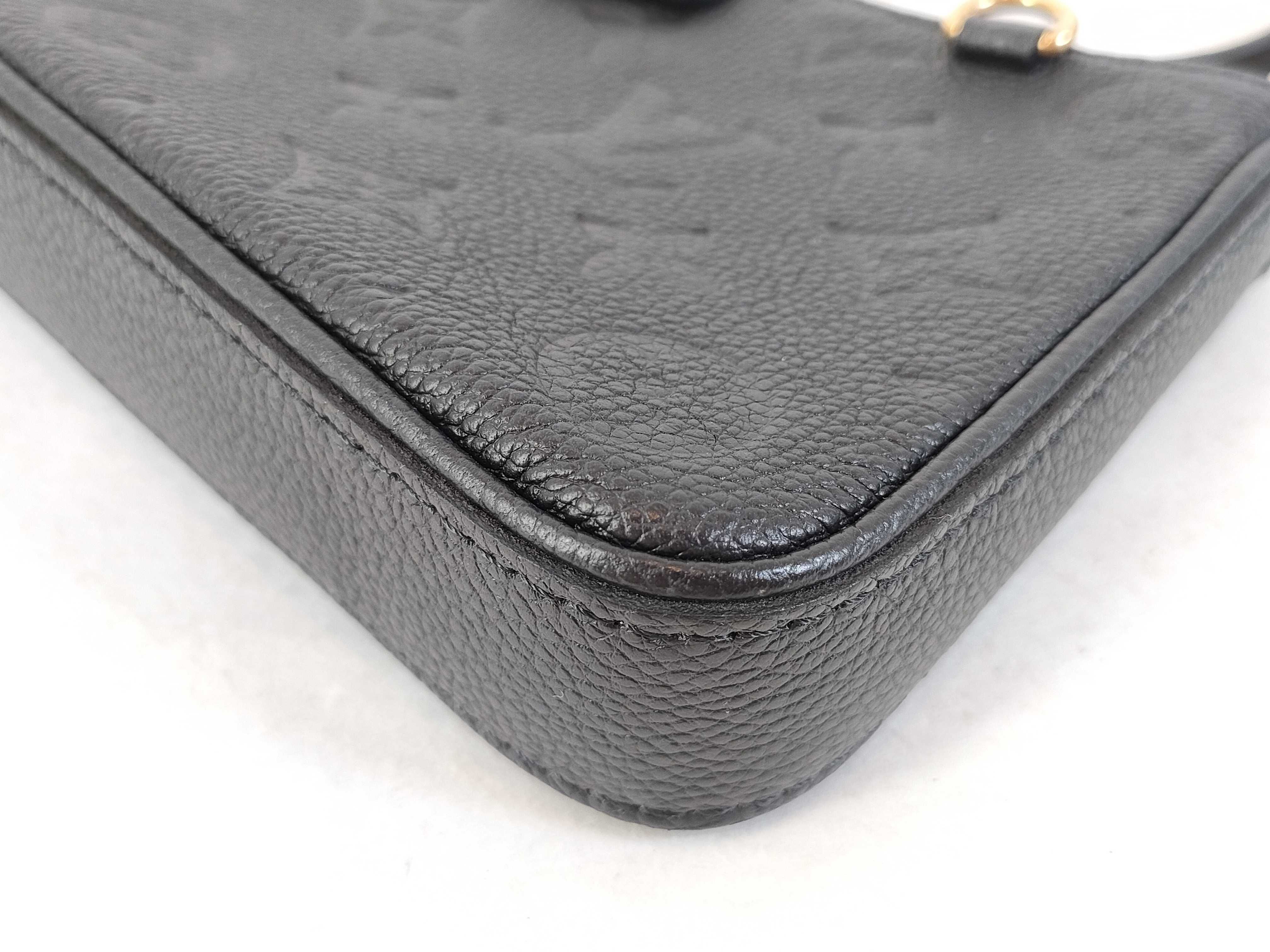 Louis Vuitton Easy Pouch Empreinte Leather Black