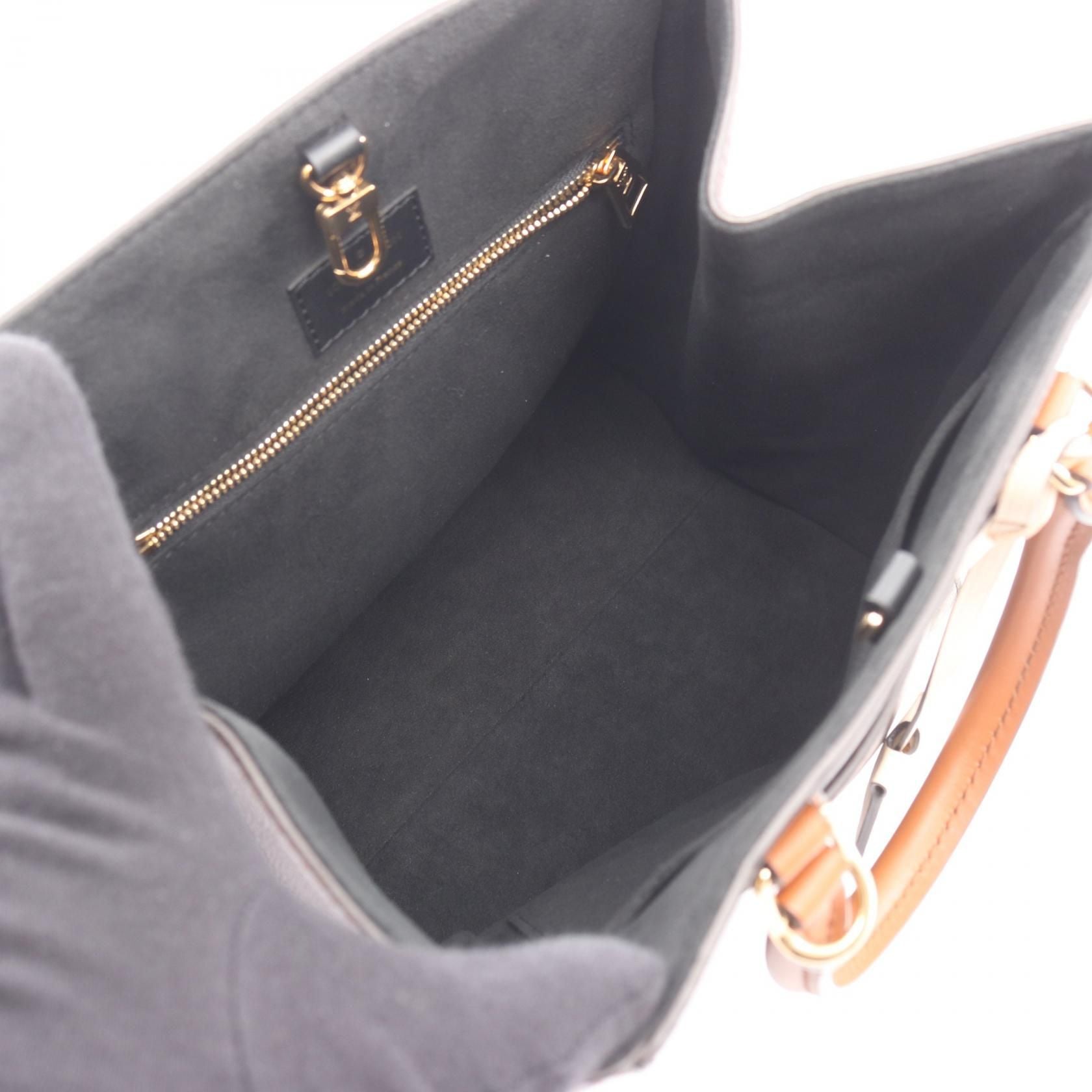 Louis VuittonMonogram Fold Tote Pm Beige