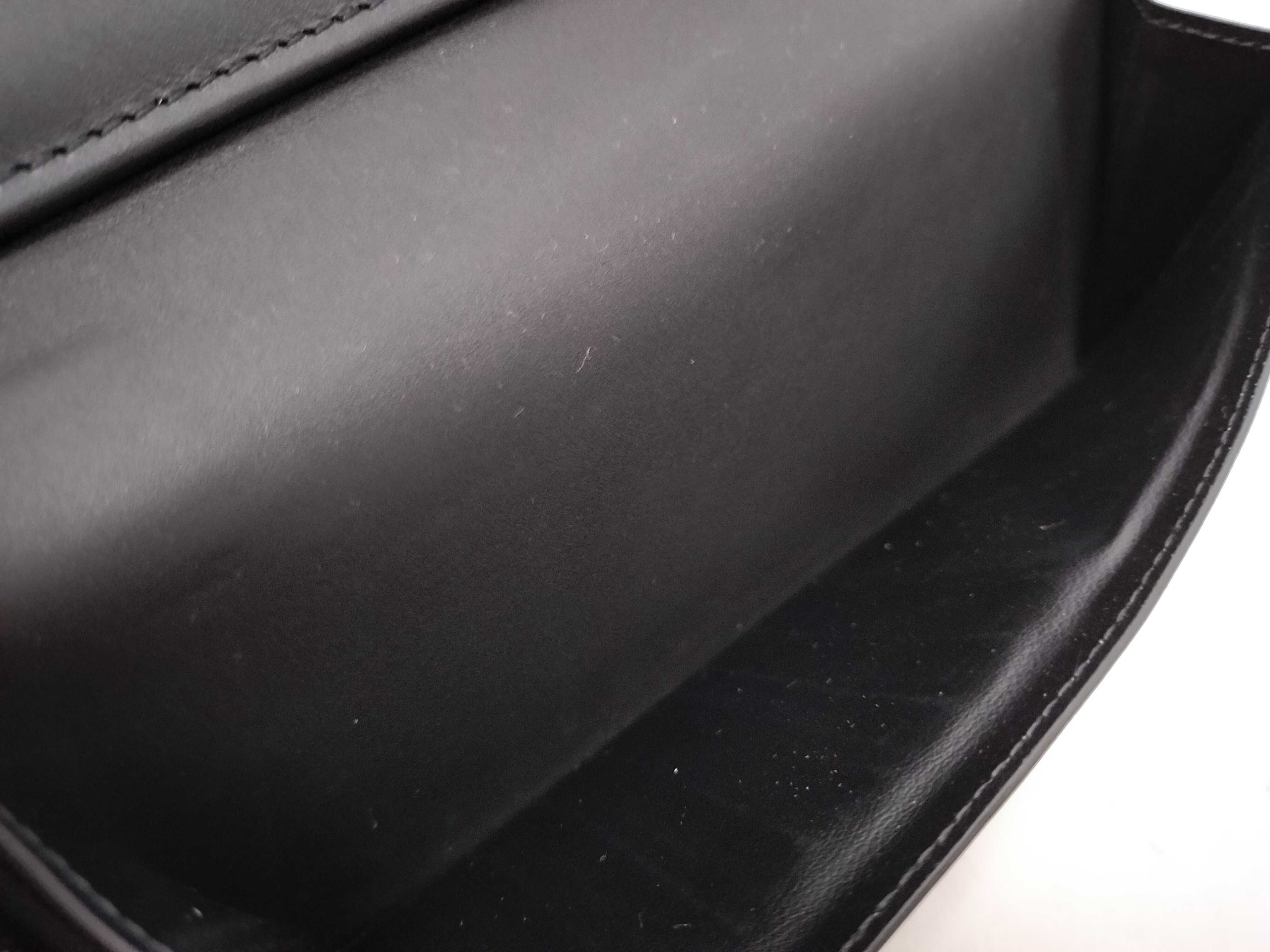 Louis Vuitton Zippy Wallet Taurillon Verticle