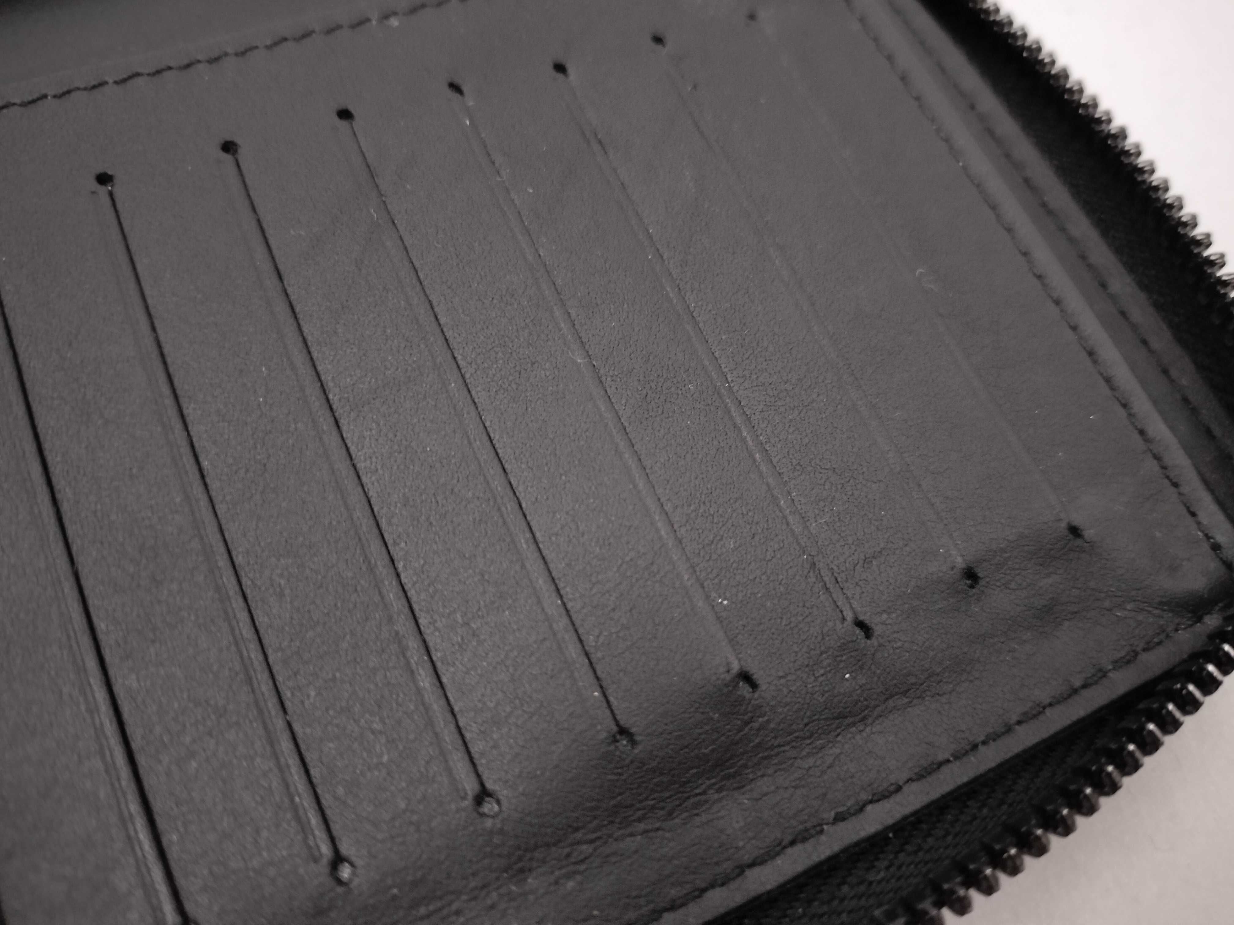 Louis Vuitton Zippy Wallet Taurillon Verticle