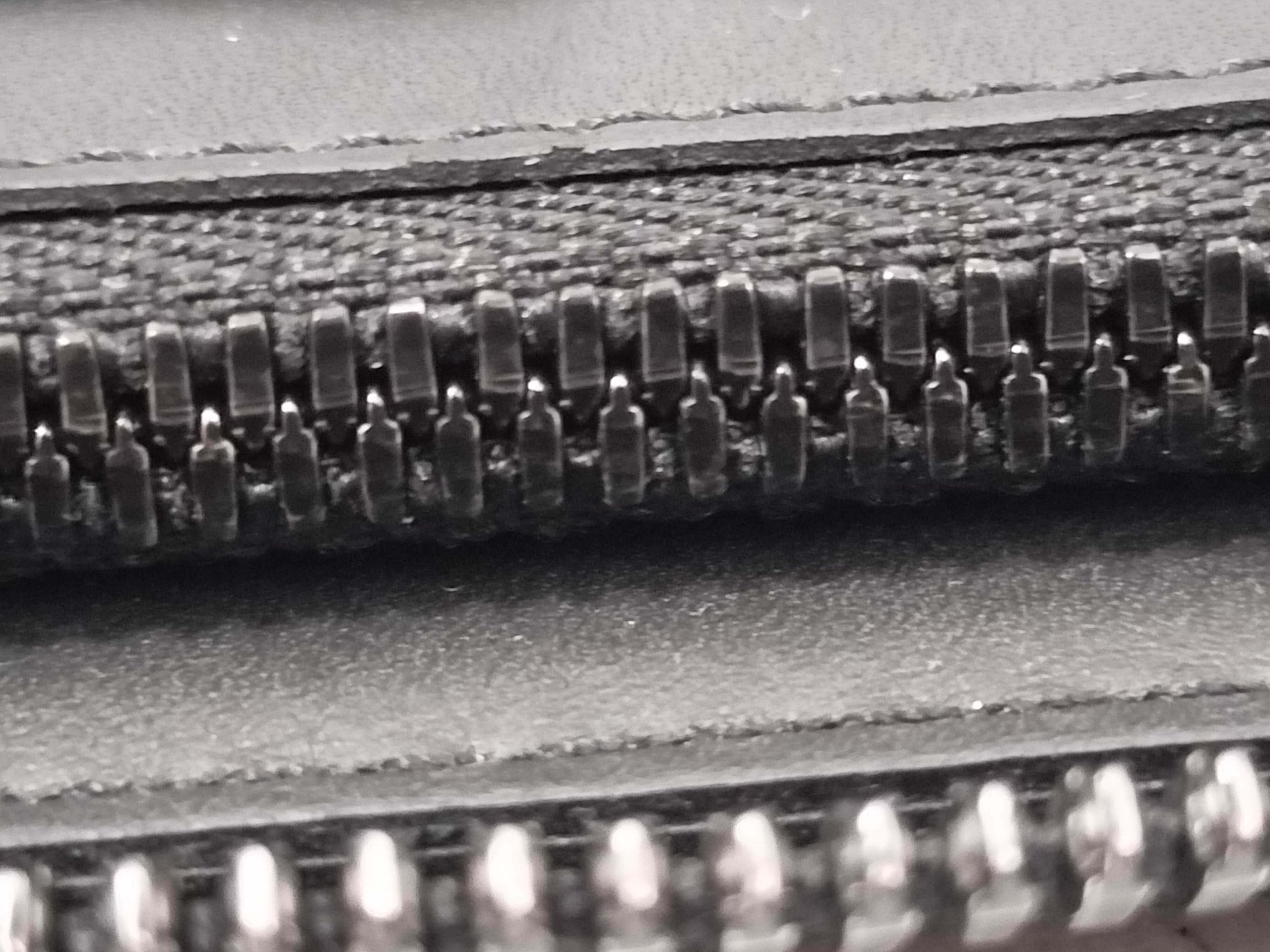 Louis Vuitton Zippy Wallet Taurillon Verticle