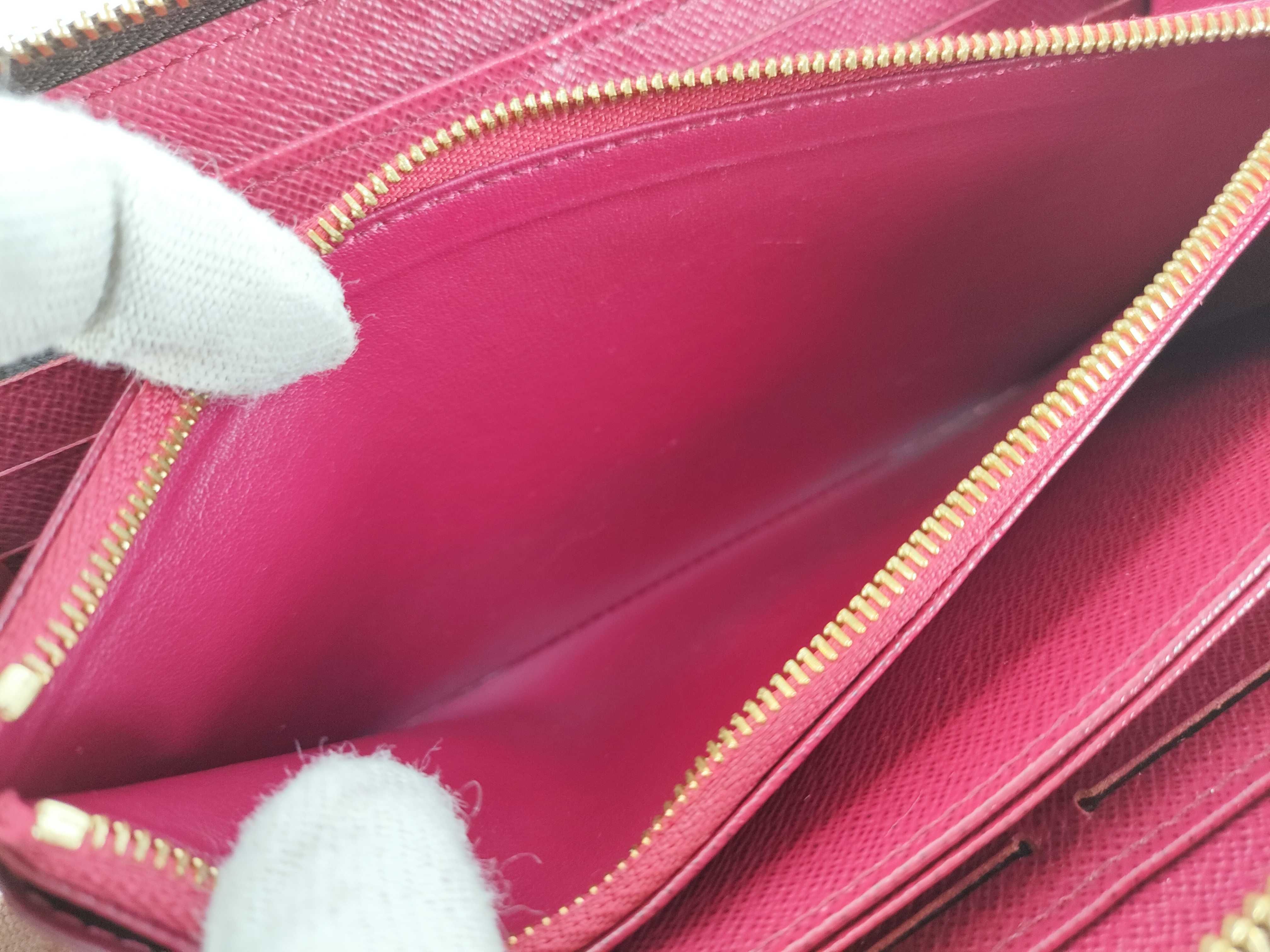 Louis Vuitton Zippy Wallet Fuchsia (M41895)