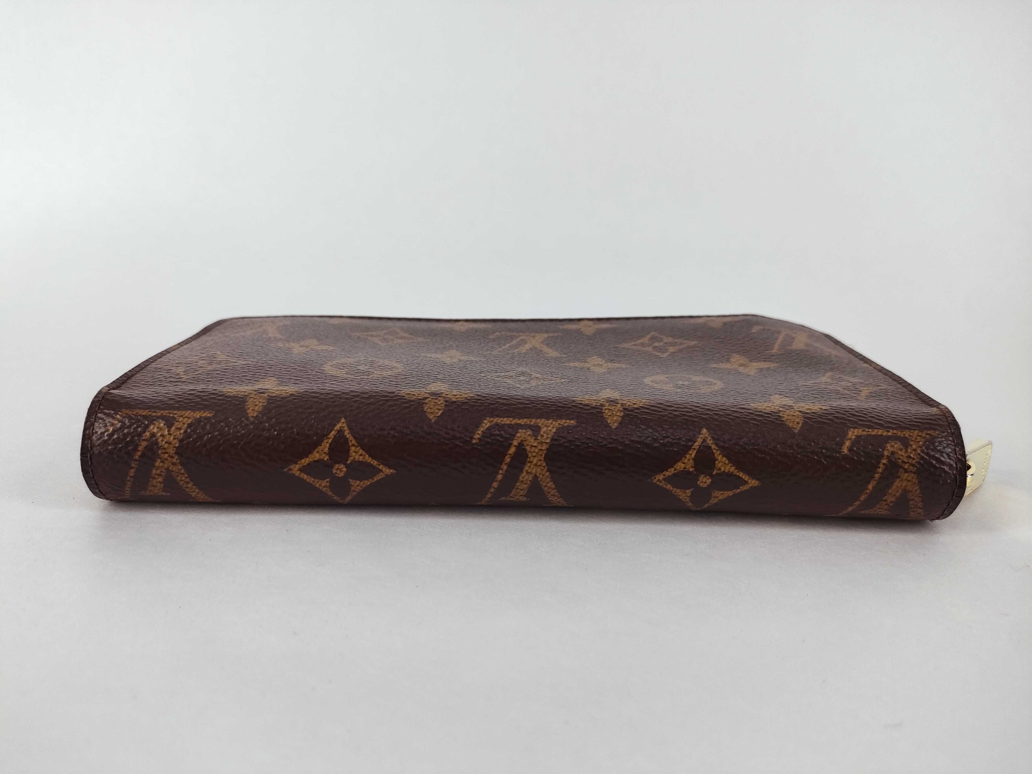 Louis Vuitton Zippy Wallet Fuchsia (M41895)