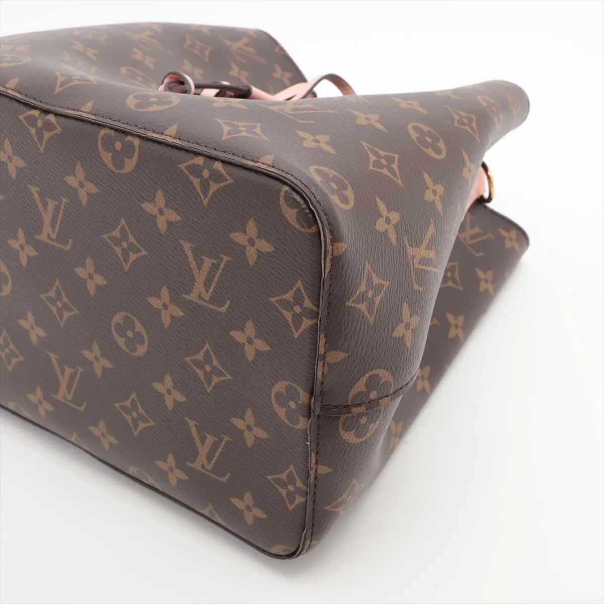 Louis Vuitton NeoNoe, MM Monogram Rose Poudre