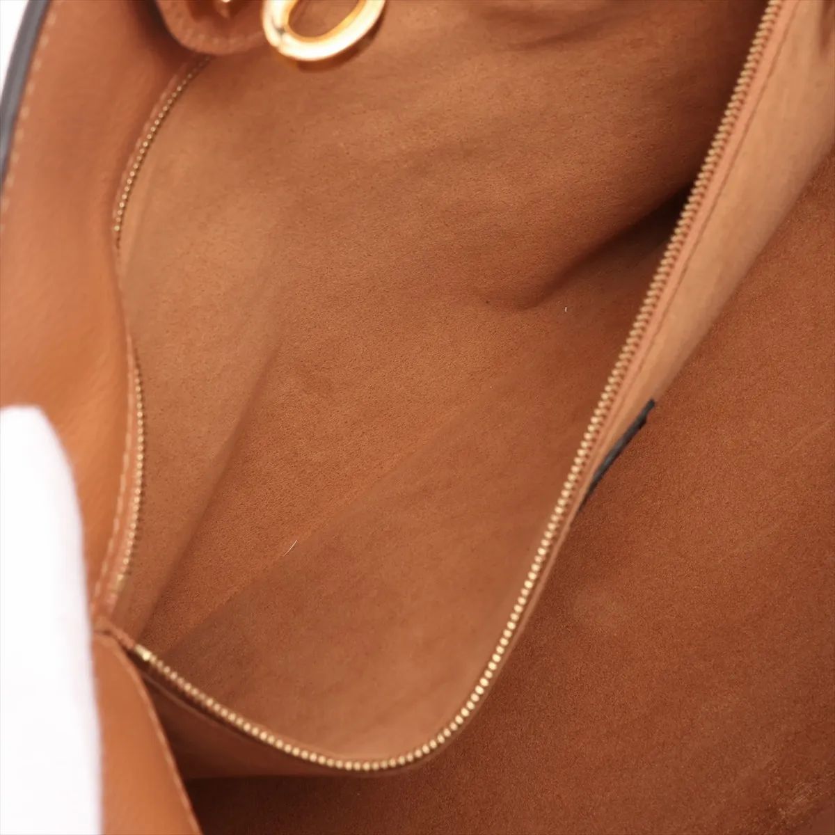 Louis Vuitton On My Side MM, Calf Leather Black