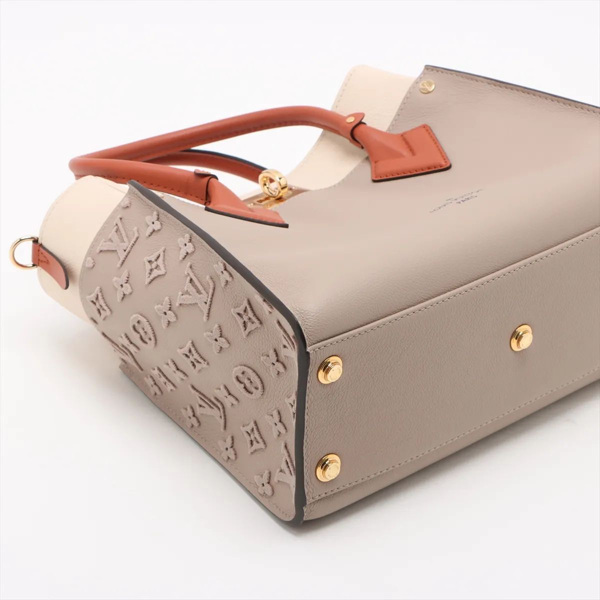 Louis Vuitton On My Side MM, Calf Leather