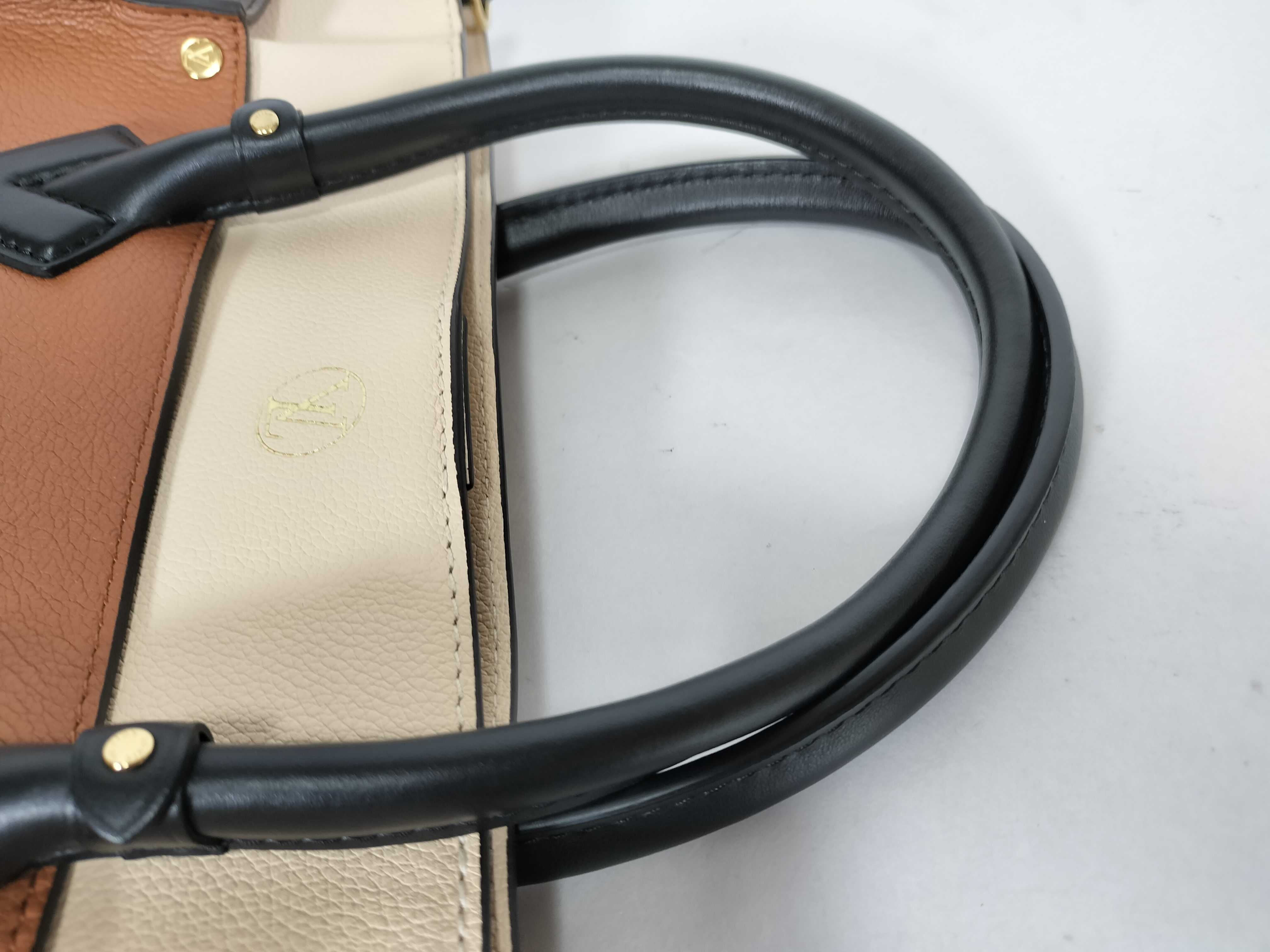 Louis Vuitton On My Side MM, Calf Leather
