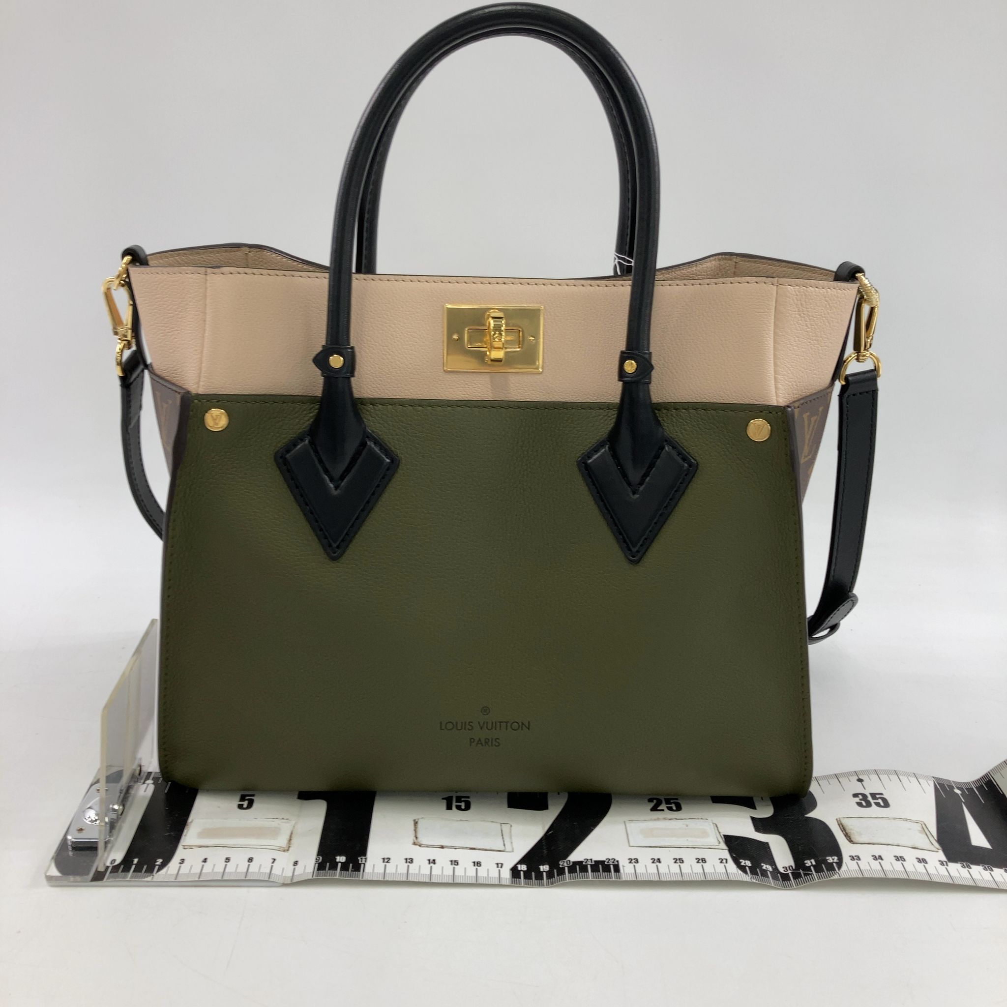 Louis Vuitton On My Side MM, Calf Leather Olive