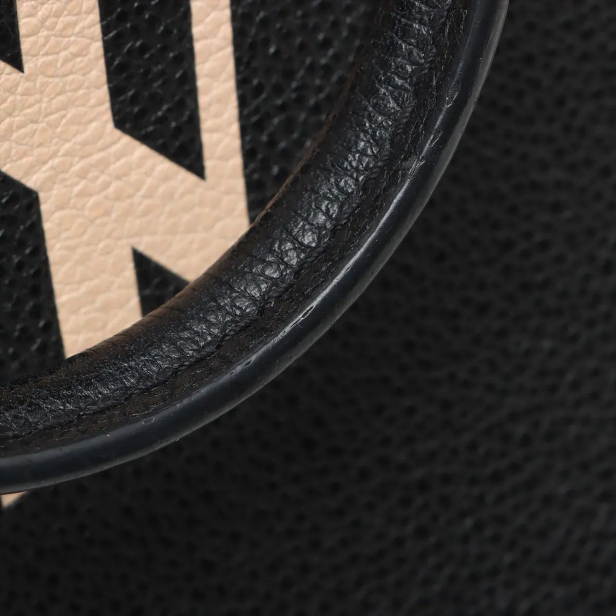 Louis Vuitton OnTheGo MM Bicolor Monogram Empreinte