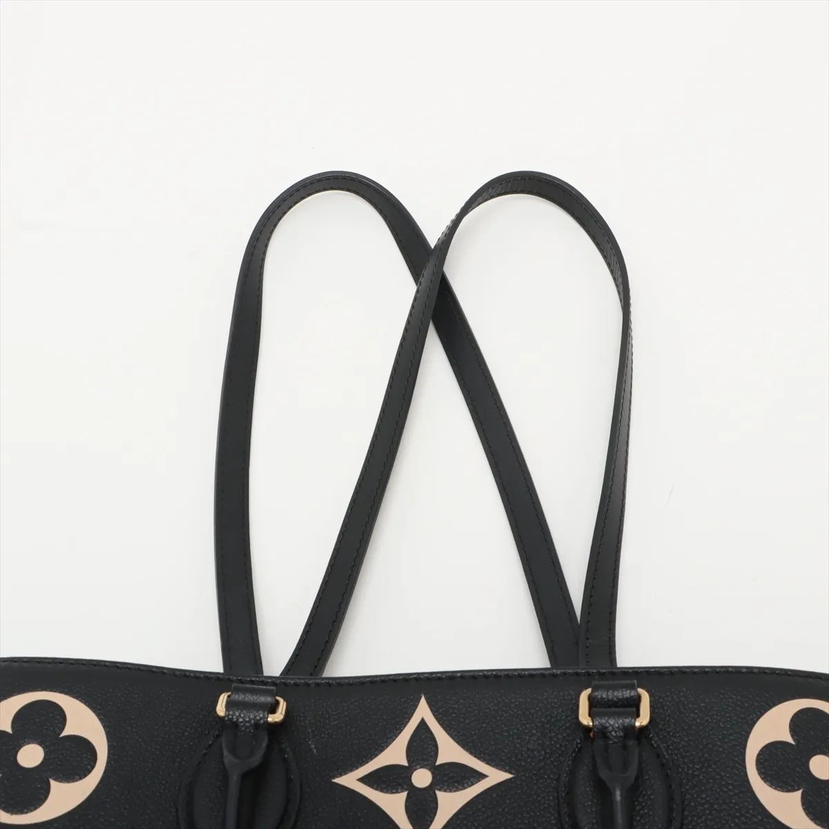 Louis Vuitton OnTheGo MM Bicolor Monogram Empreinte