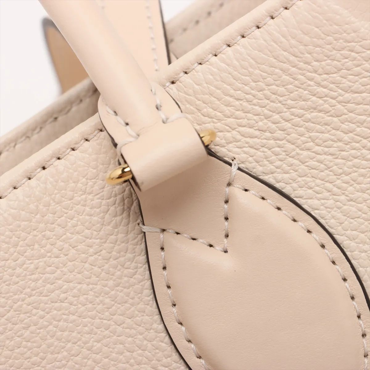 Louis Vuitton OnTheGo MM in Monogram Empreinte Leather