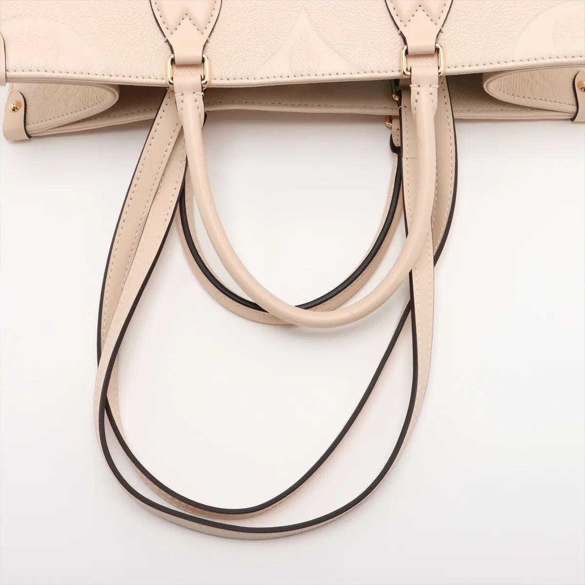 Louis Vuitton OnTheGo MM in Monogram Empreinte Leather
