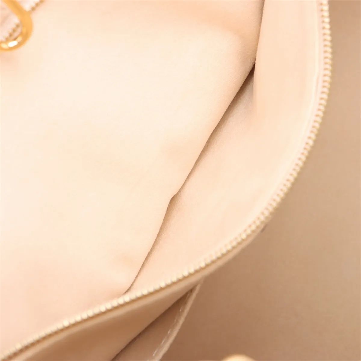Louis Vuitton OnTheGo MM in Monogram Empreinte Leather