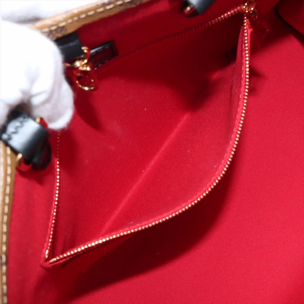 Louis Vuitton OntheGo NM MM Monogram Giant