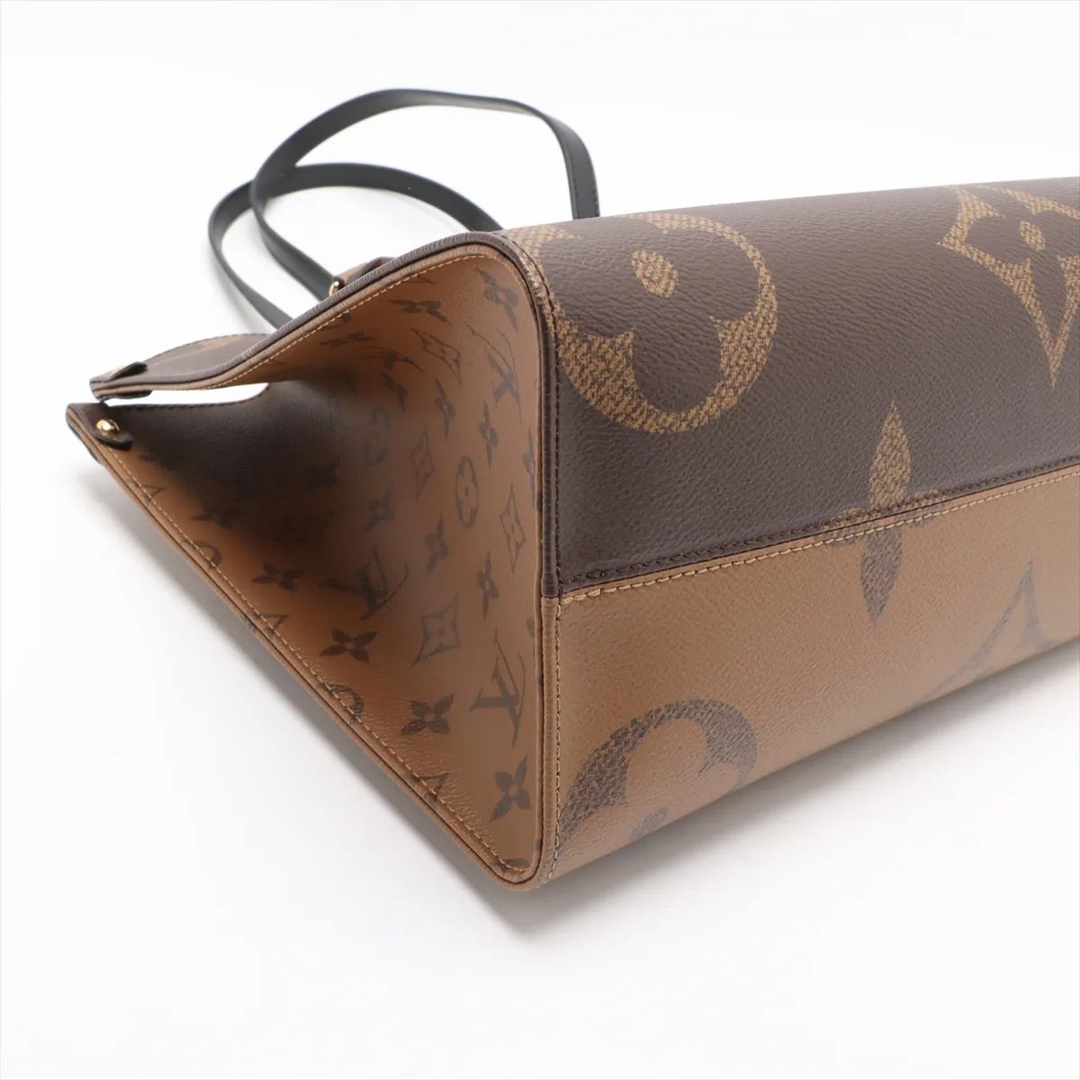 Louis Vuitton OntheGo NM MM Monogram Giant