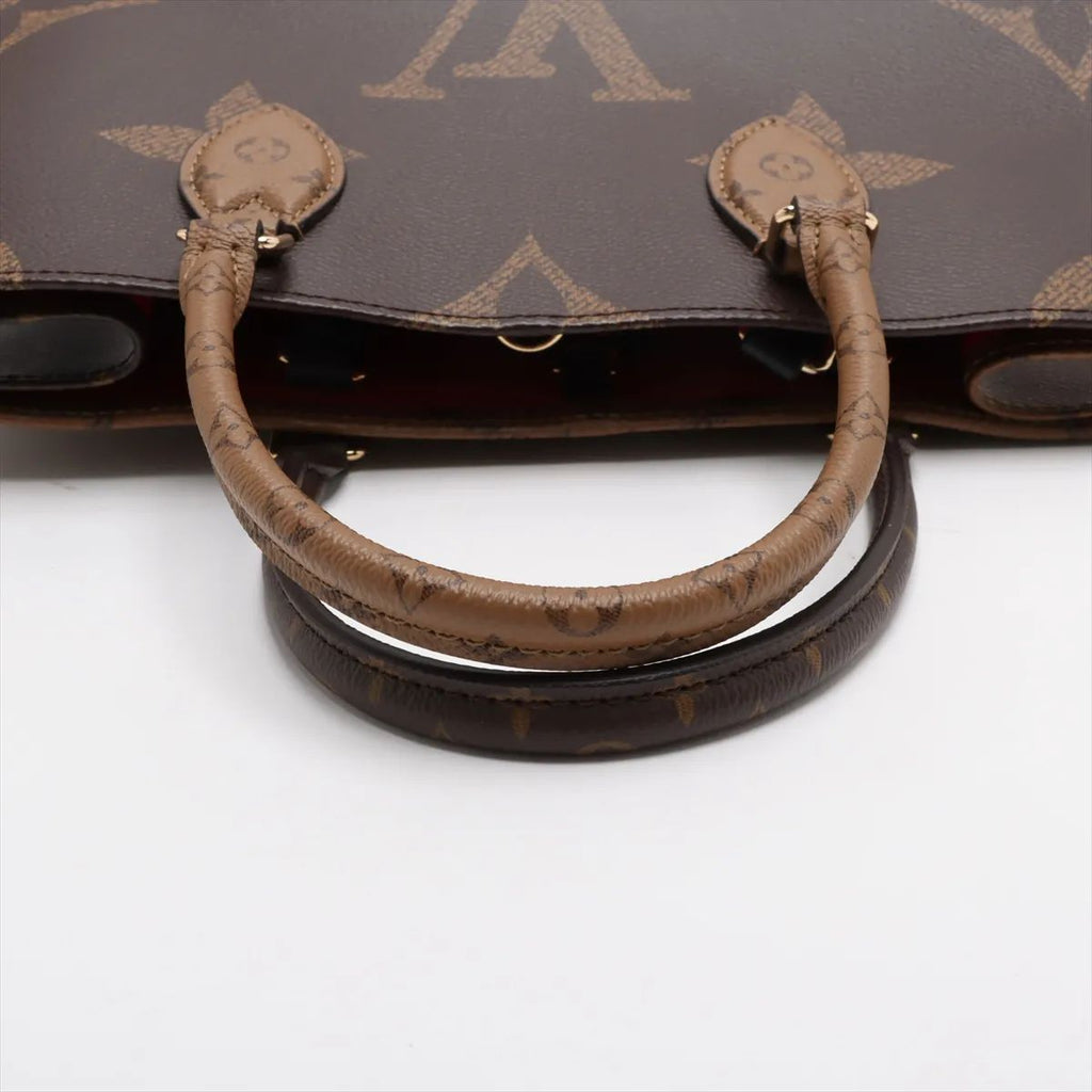 Louis Vuitton OntheGo NM MM Monogram Giant