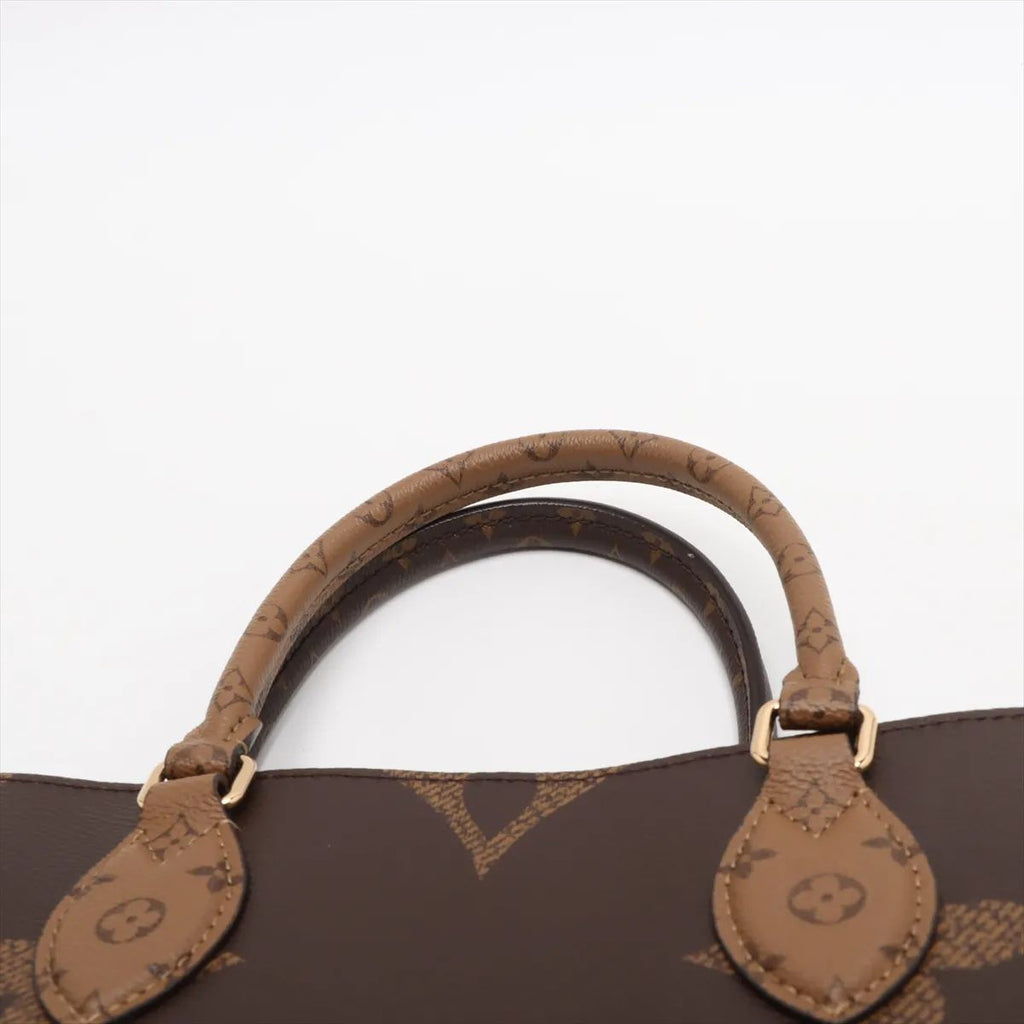 Louis Vuitton OntheGo NM MM Monogram Giant