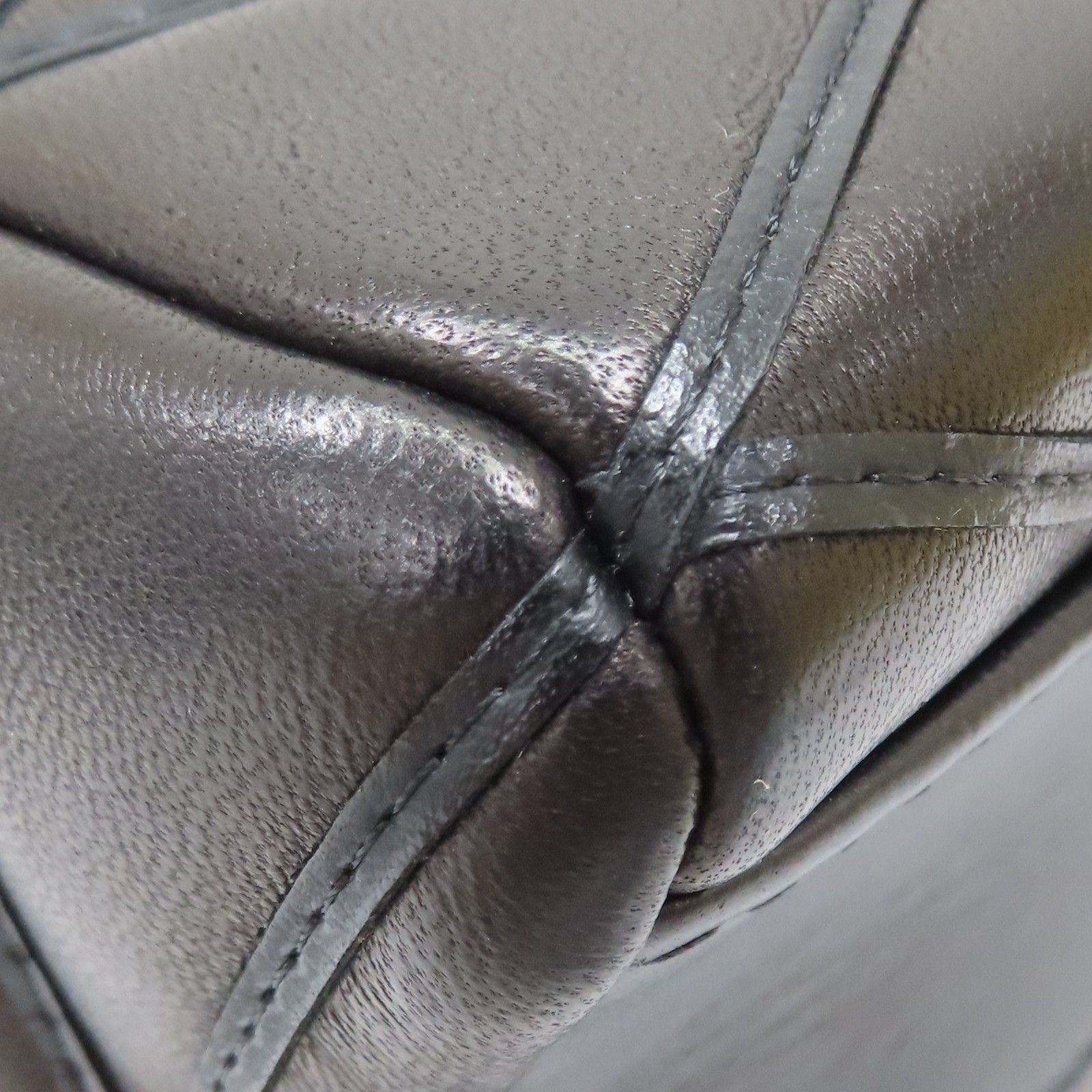 Louis Vuitton Go-14 Chain Shoulder Bag Lambskin Black MM
