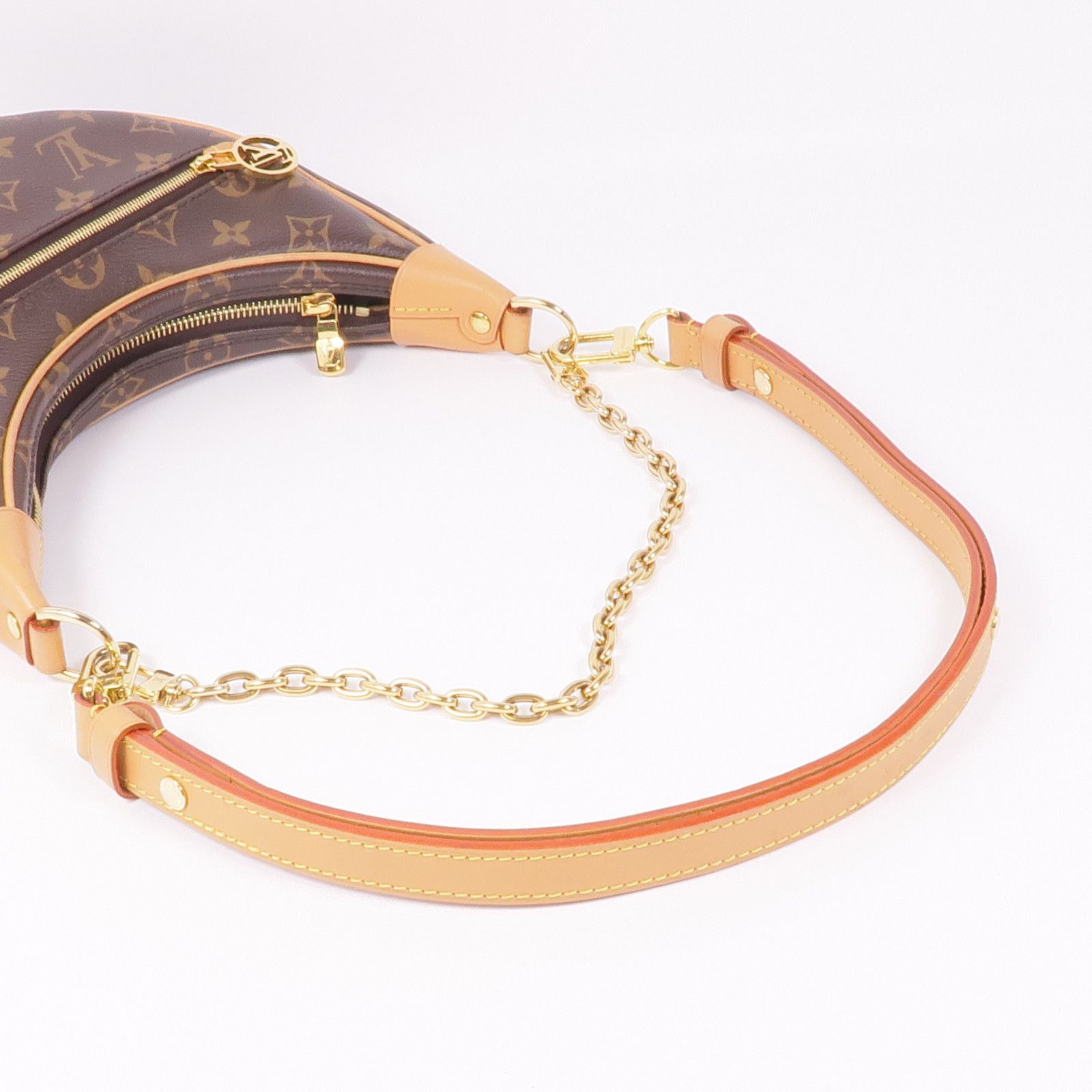 Louis Vuitton Loop, Monogram Cond: AB