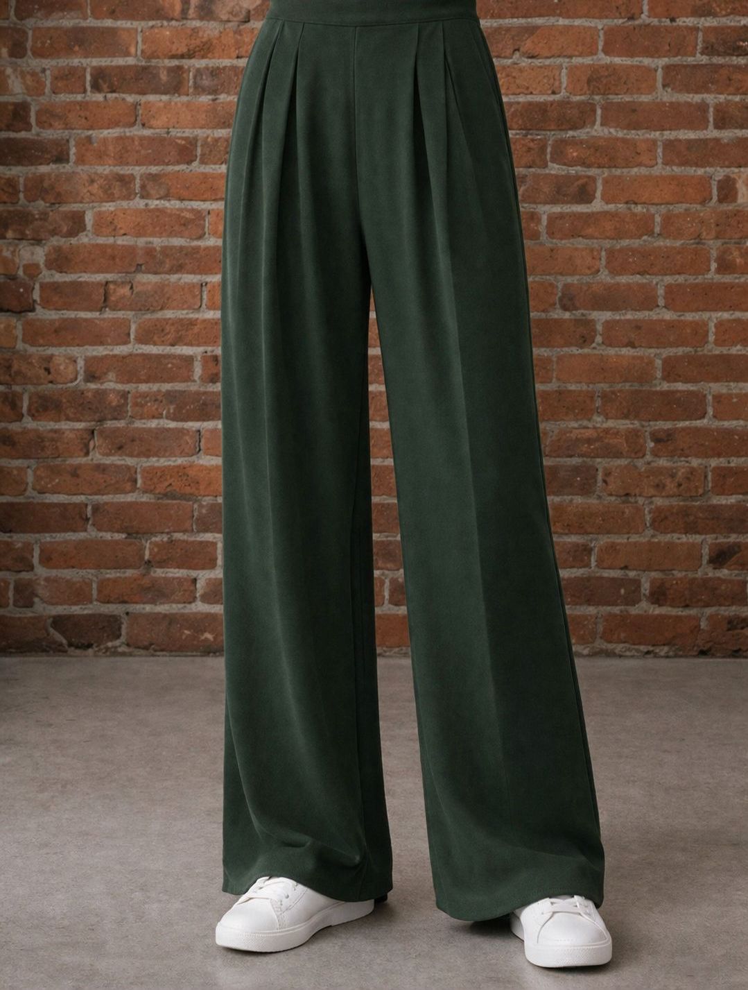 Elle Grey Pleated Wide Leg Sweatpants