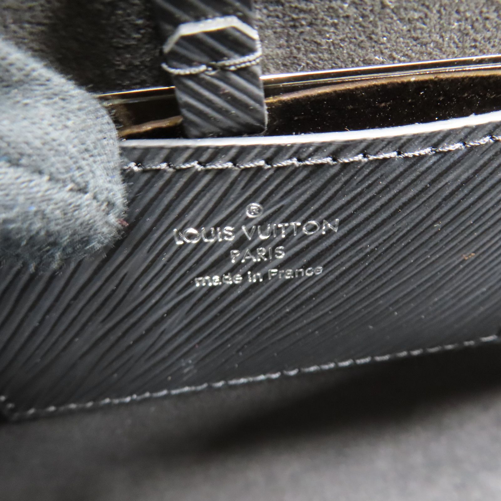 Louis Vuitton Twist, MM Epi