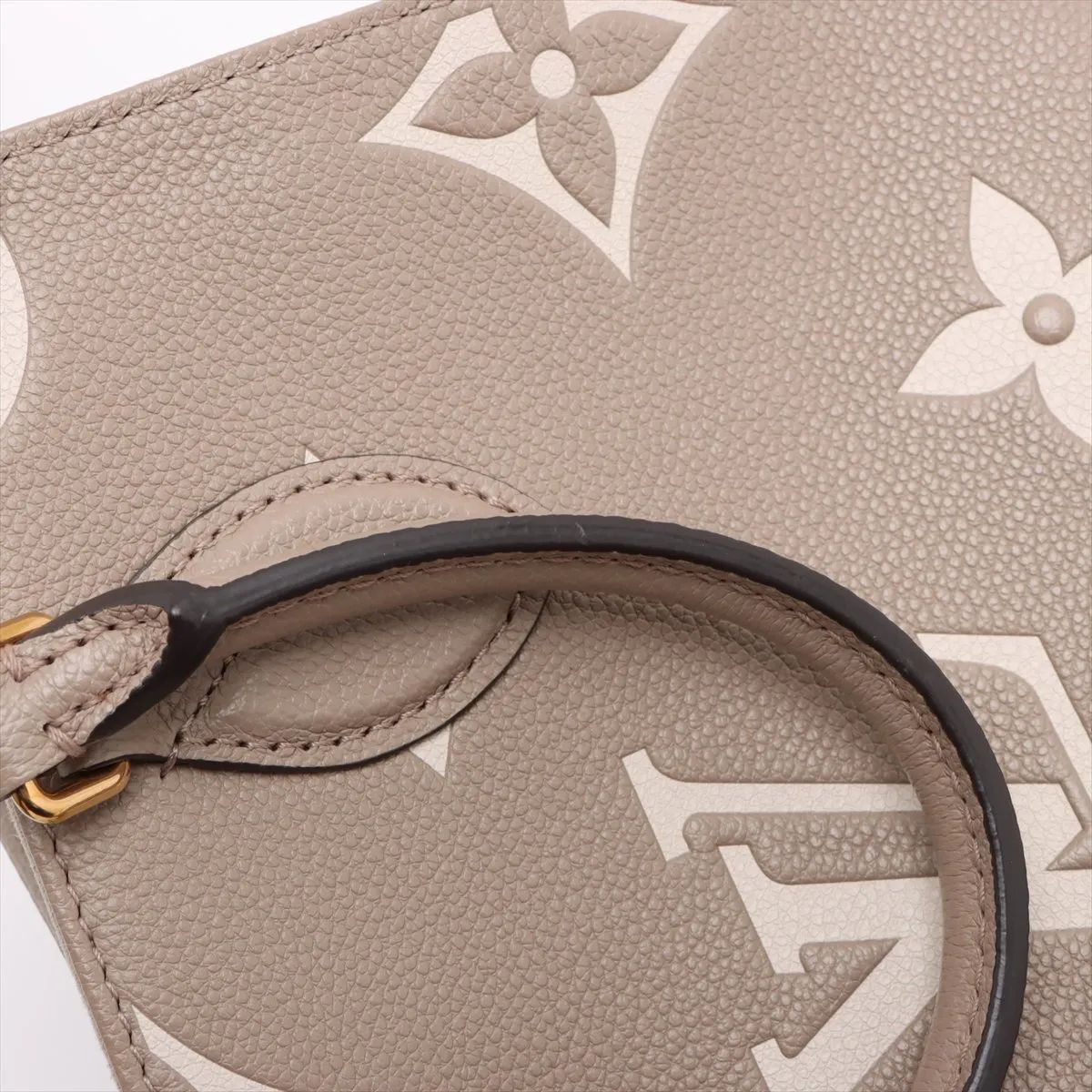 Louis Vuitton OnTheGo PM, Empreinte Giant Bicolor