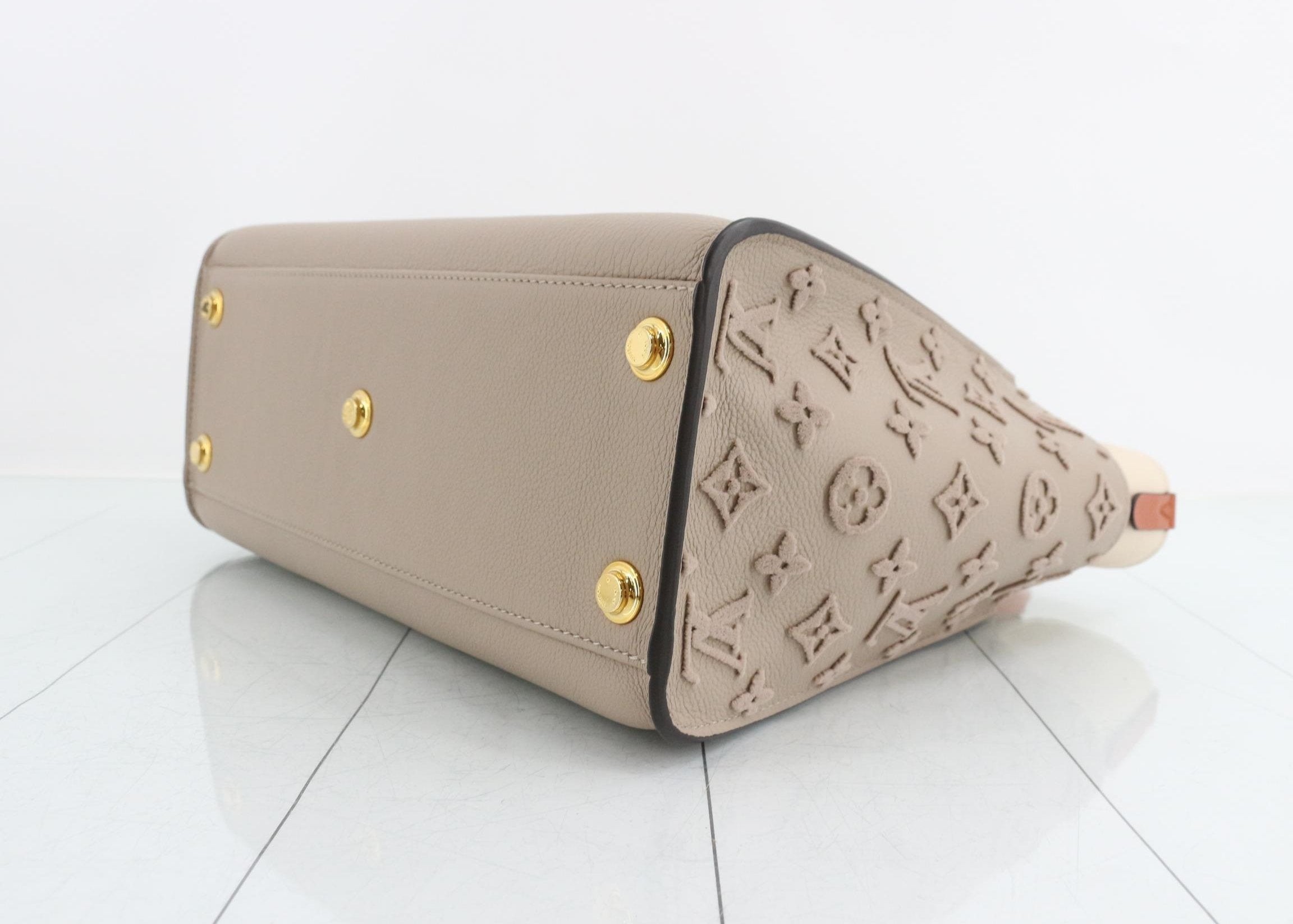 Louis Vuitton On My Side MM Calfskin Leather